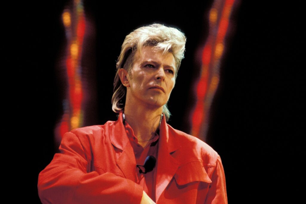 David Bowie (David Robert Haywood Jones). "Glas Spider" Tour vor dem Berliner Reichstag July 1985. Germany.,Image: 271147587, License: Rights-managed, Restrictions: , Model Release: no, Credit line: Peter Clay/face to face / Face to Face / Profimedia
