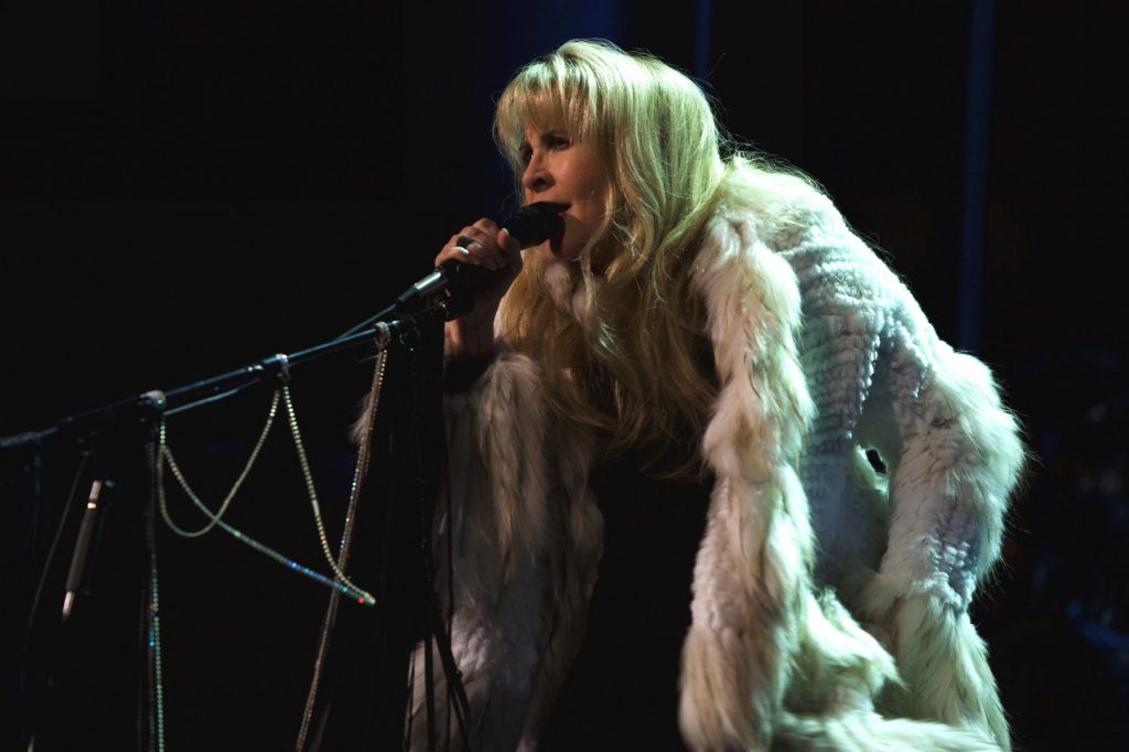 Stivi Niks
Stevie Nicks, "Stevie Nicks 24 Karat Gold the Concert" (2020),Image: 559647555, License: Rights-managed, Restrictions: For Editorial Use Only, Model Release: no, Credit line: - / Hollywood Archive / Profimedia