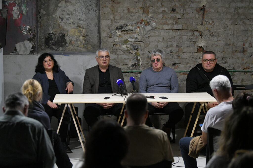 Beograd 01. april 2024. Konferencija umetnika Uroša Djurica u Galeriji FLU Foto:Amir Hamzagić/Nova.rs