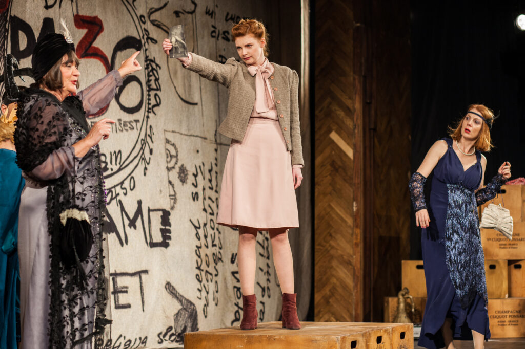 Predstava "Noćna straža"
Atelje 212
Foto Boško Đorđević odobreno za medije.