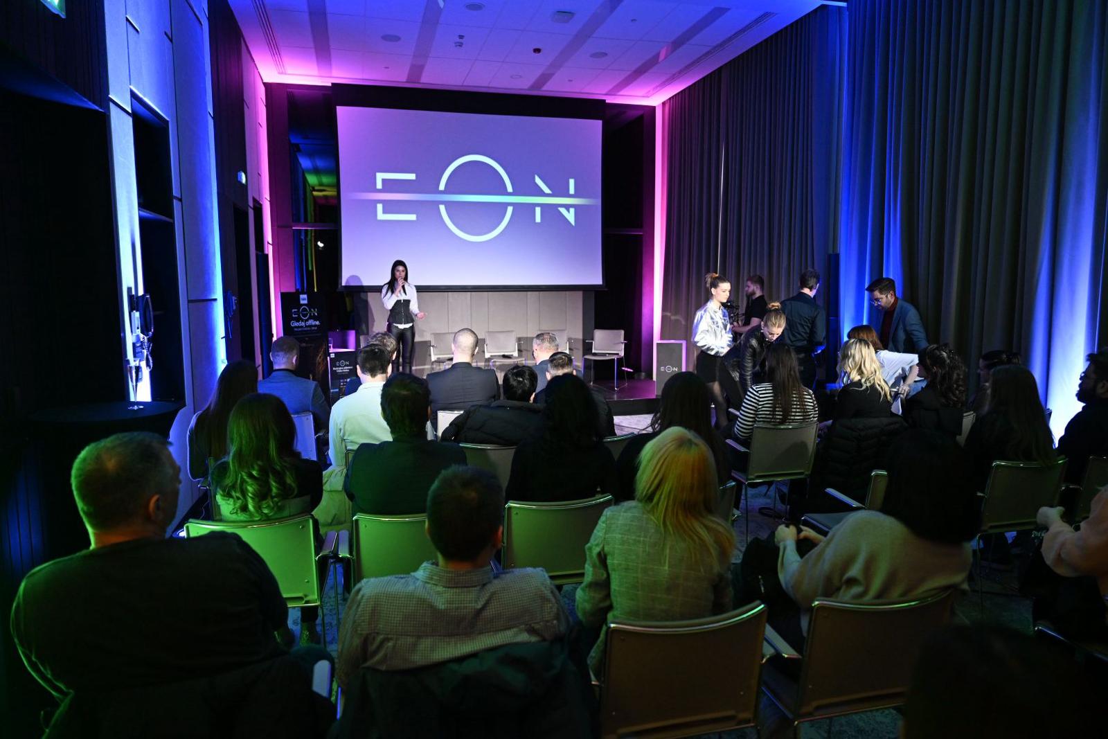 Jela Krivokapic, PR manager