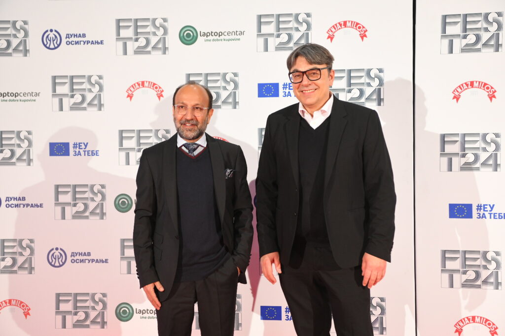 Beograd 29. februar 2024. Nagrada Beogradski pobednik za izuzetan doprinos filmskoj umetnosti na 52. Međunarodnom filmskom festivalu FEST dodeljena iranskom reditelju Asgaru Farhadiju Foto:Amir Hamzagić/Nova.rs