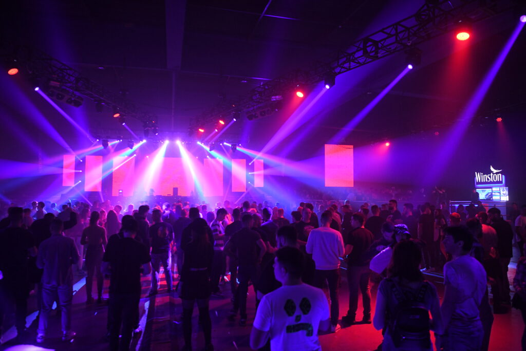 Beograd, 01. januar 2024. Zurka deljenje promotivnog materijaal, Nova.rs rančevi, Nova promo,