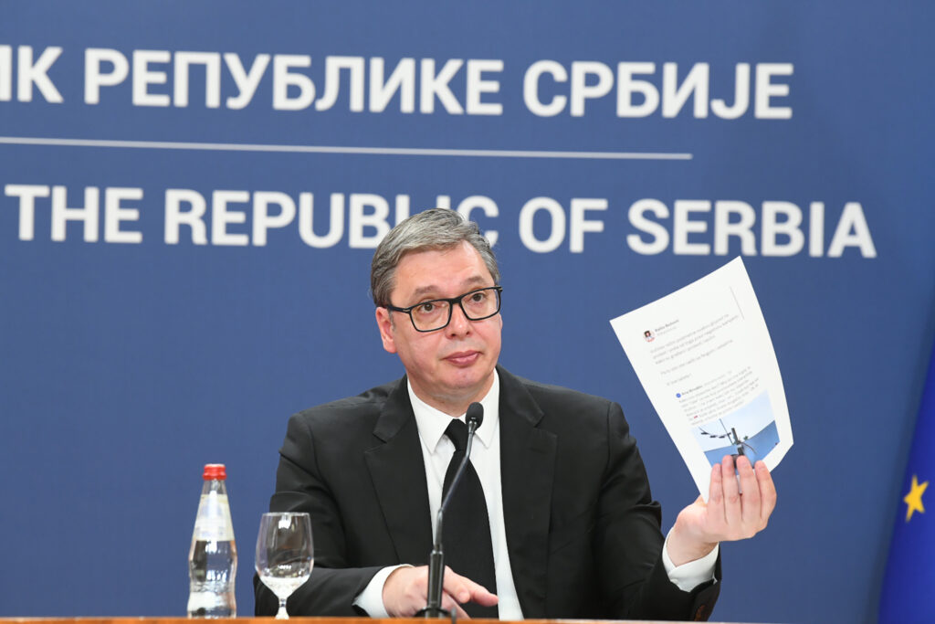 Beograd 07.06.2023. obracanje Predsednika Aleksandra Vučića i premijerke Ane  iz Palate "Srbija", NASLOVI NOVINA, NASLOVNE STRANE DANAS, N1, PAPIRI, NOVINE
