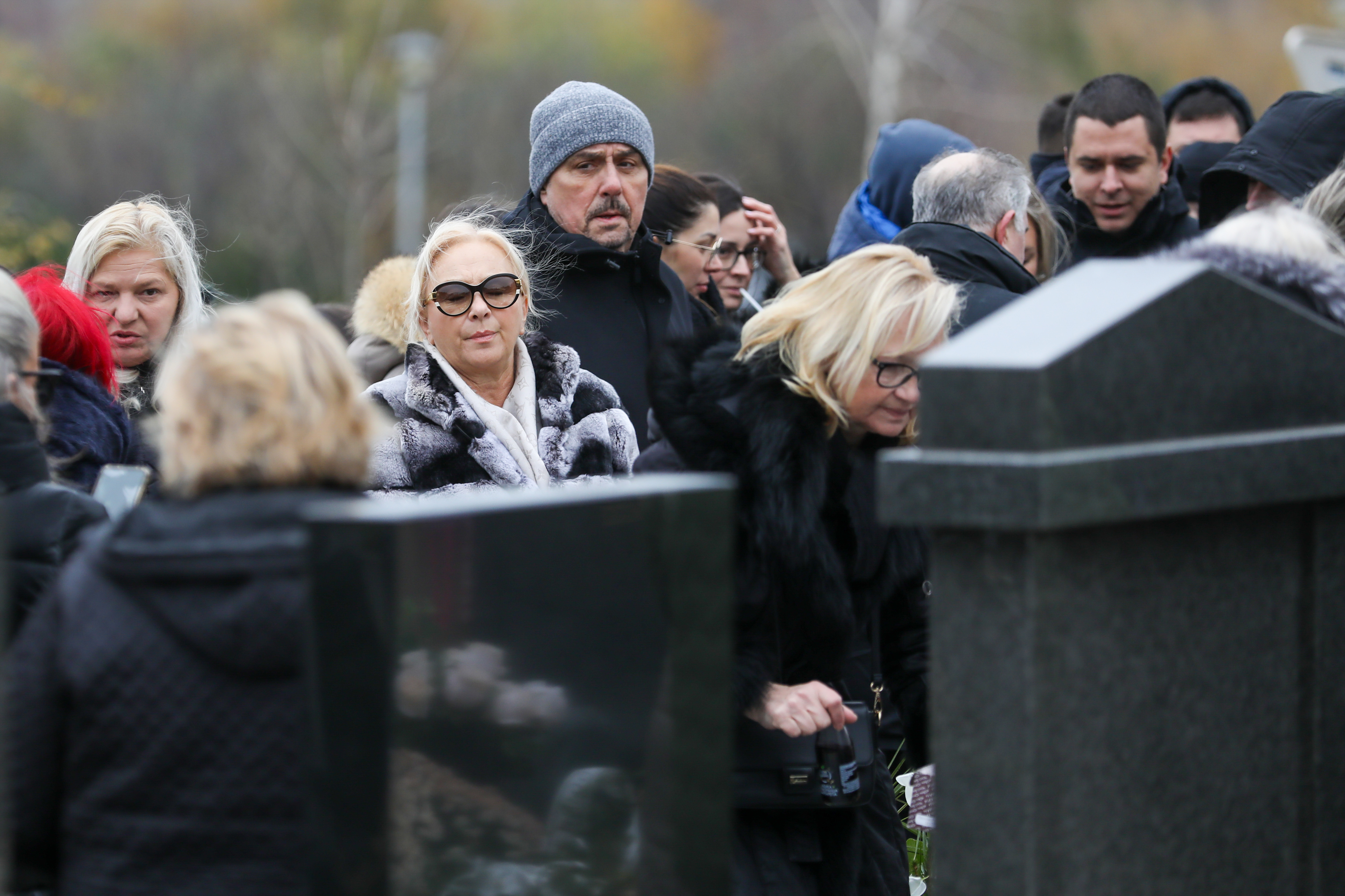The Kodic family marked 40 days since the death of the prematurely deceased Aleksander Kodic at the Lesce cemetery.Porodica Kodic je na groblju Lesce obelezila 40 dana od smrti prerano preminulog Aleksandra Kodica.