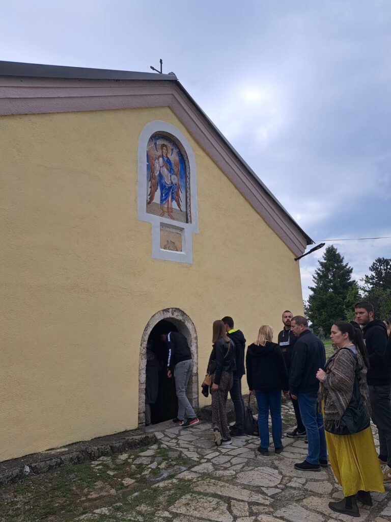 kosovo i metohija reportaža jovan mladenović