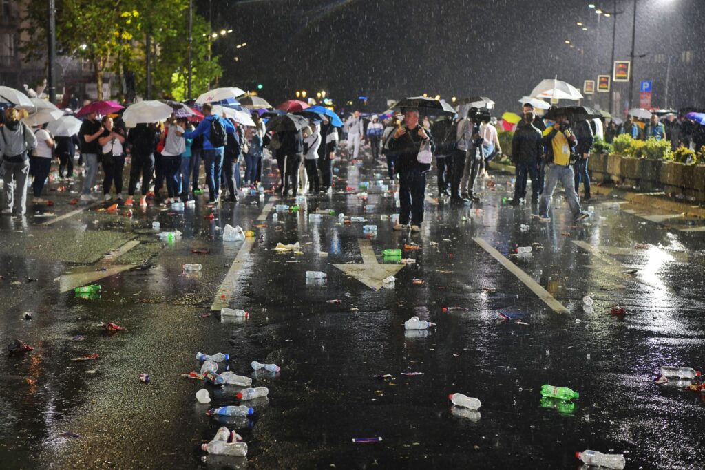 Beograd 26.05.2023. SNS, kontramiting, kraj, završen, gotovo Foto: Goran Srdanov/Nova.rs