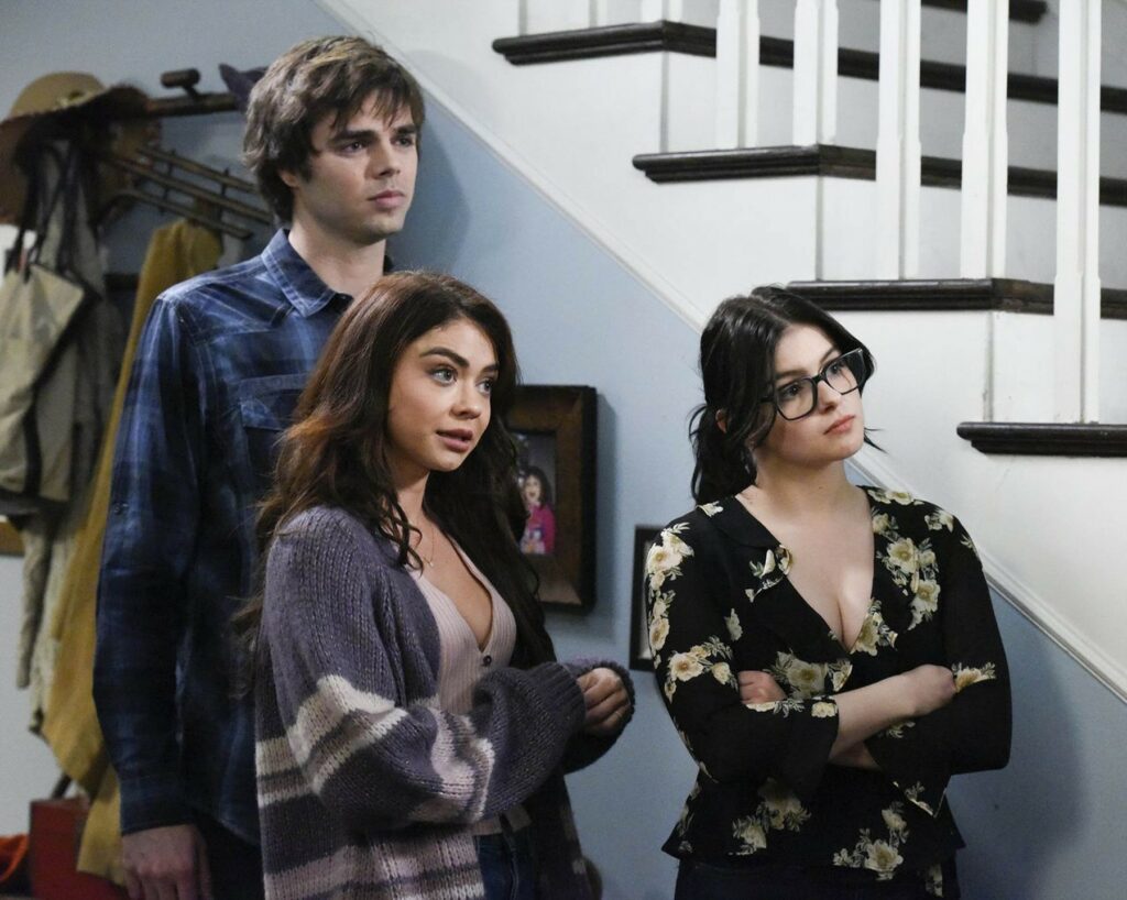 30-3-2020
TV show "MODERN FAMILY" - "Finale Part 1"
Pictured: Ariel Winter Sarah Hyland Reid Ewing,Image: 510852450, License: Rights-managed, Restrictions: , Model Release: no, Credit line: ABC / Planet / Profimedia