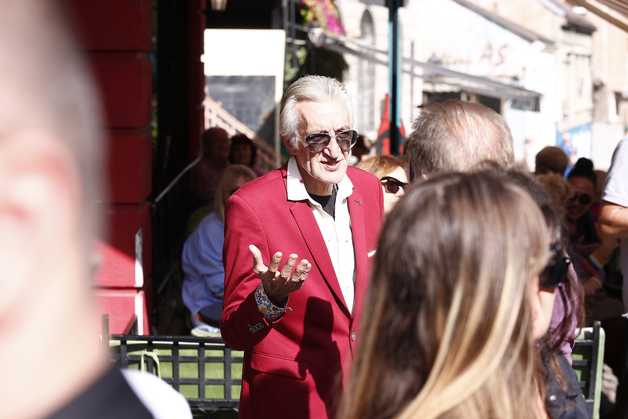 Beograd 02.10.2023. Otkrivanje spomenika Tomi Zdravkoviću u  Skadarliji Foto: Amir Hamzagić/Nova.rs Mirko Podić