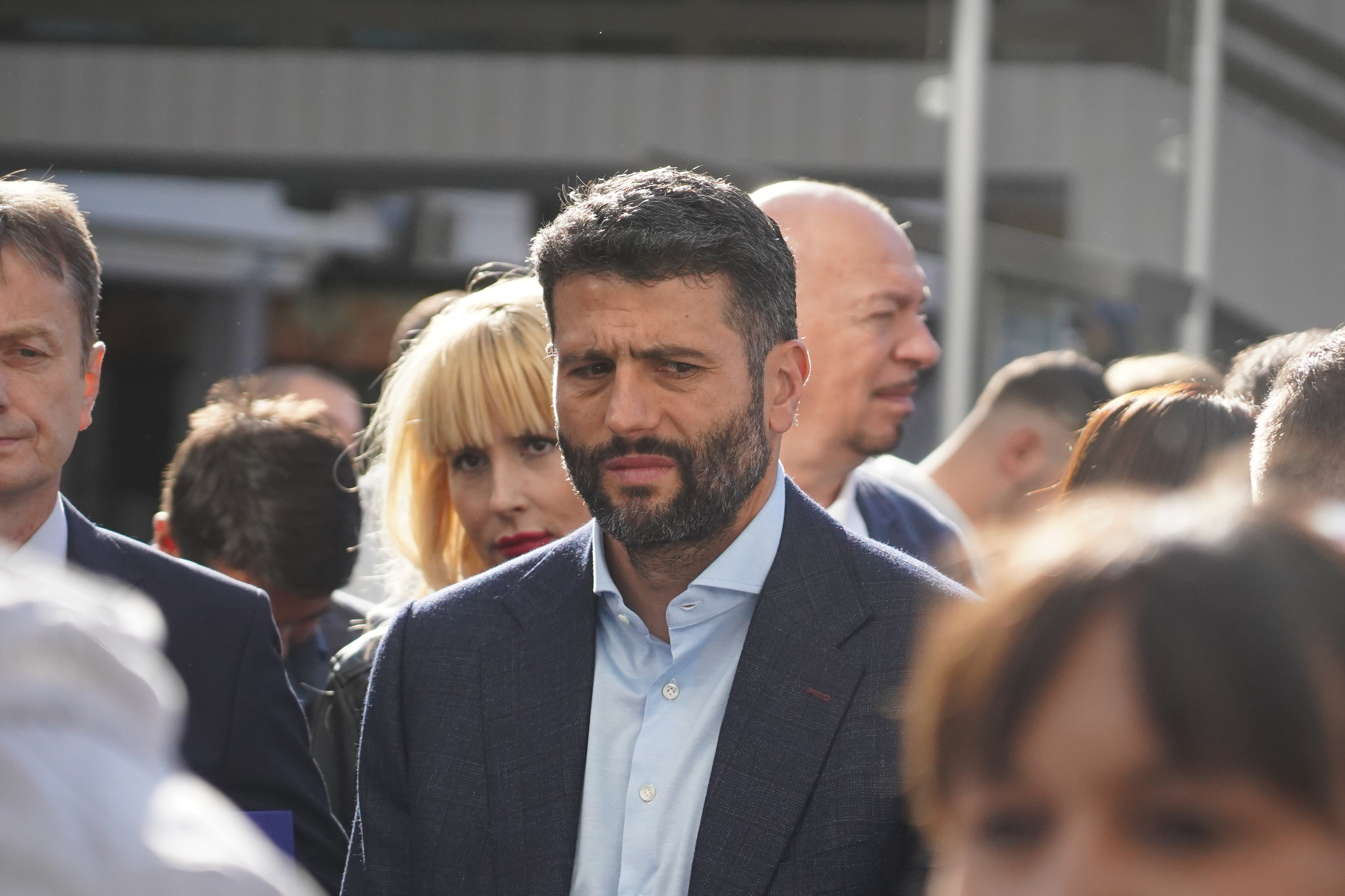 The City Committee of the Serbian Progressive Party of Belgrade handed over signatures of citizens' support for the list "Aleksandar Vucic – Belgrade must not stop" in the premises of the City Election Commission.