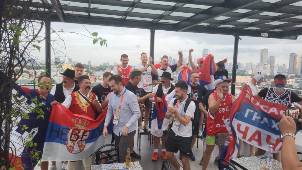 Navijači Manila mundobasket navijači srbija