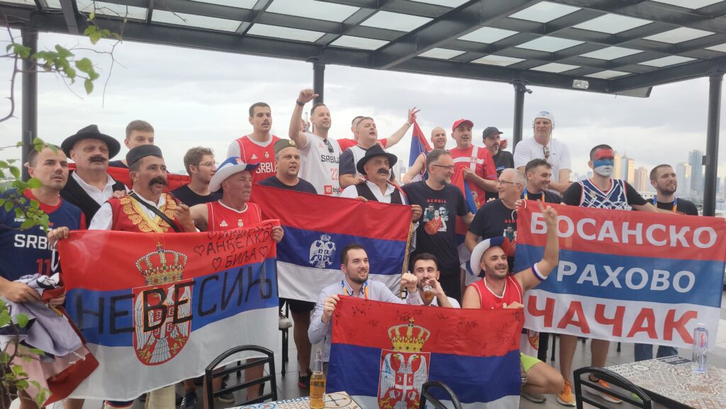 Navijači Manila mundobasket navijači srbija