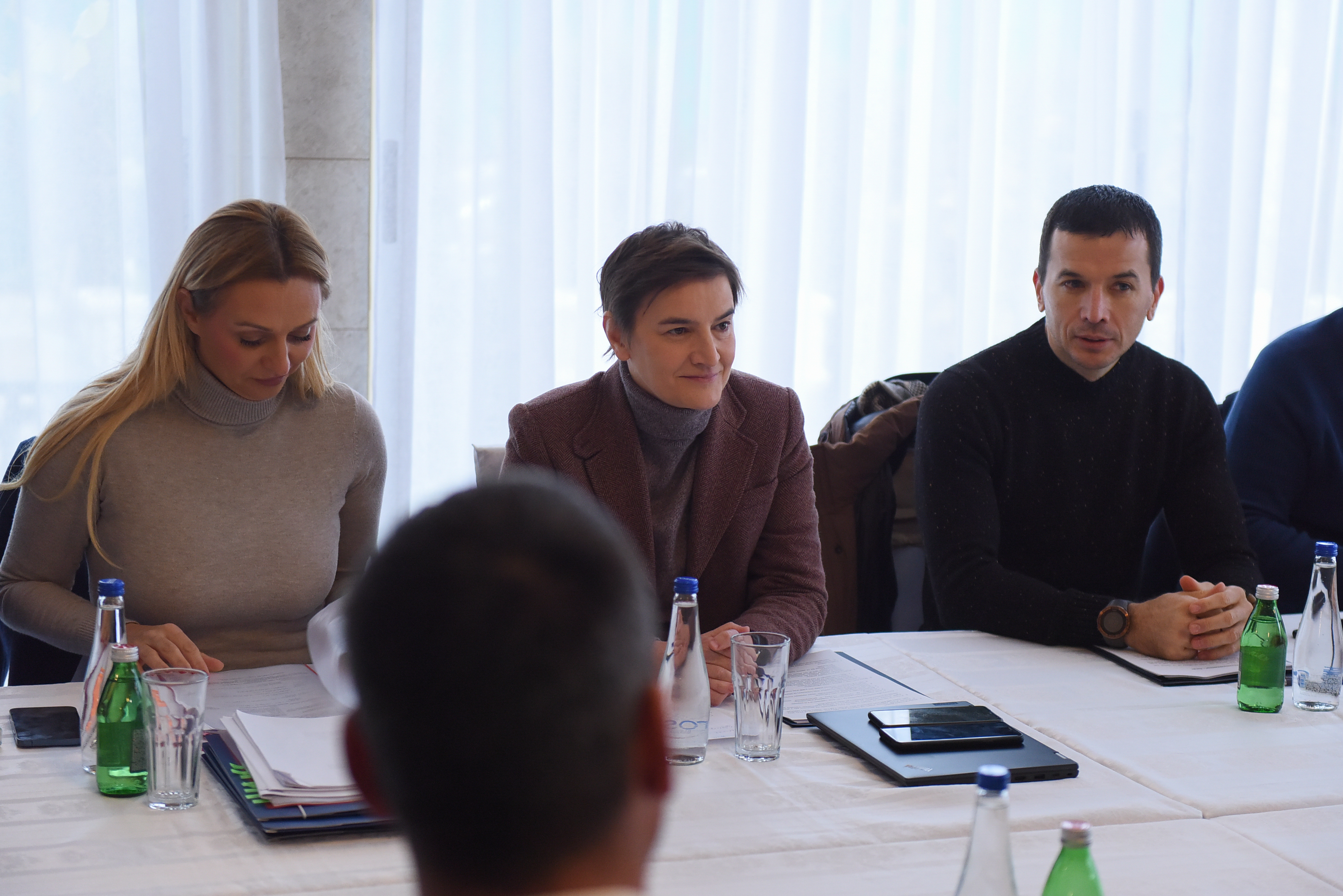 JELENA TNASKOVIÆ I ANA BRNABIÆ