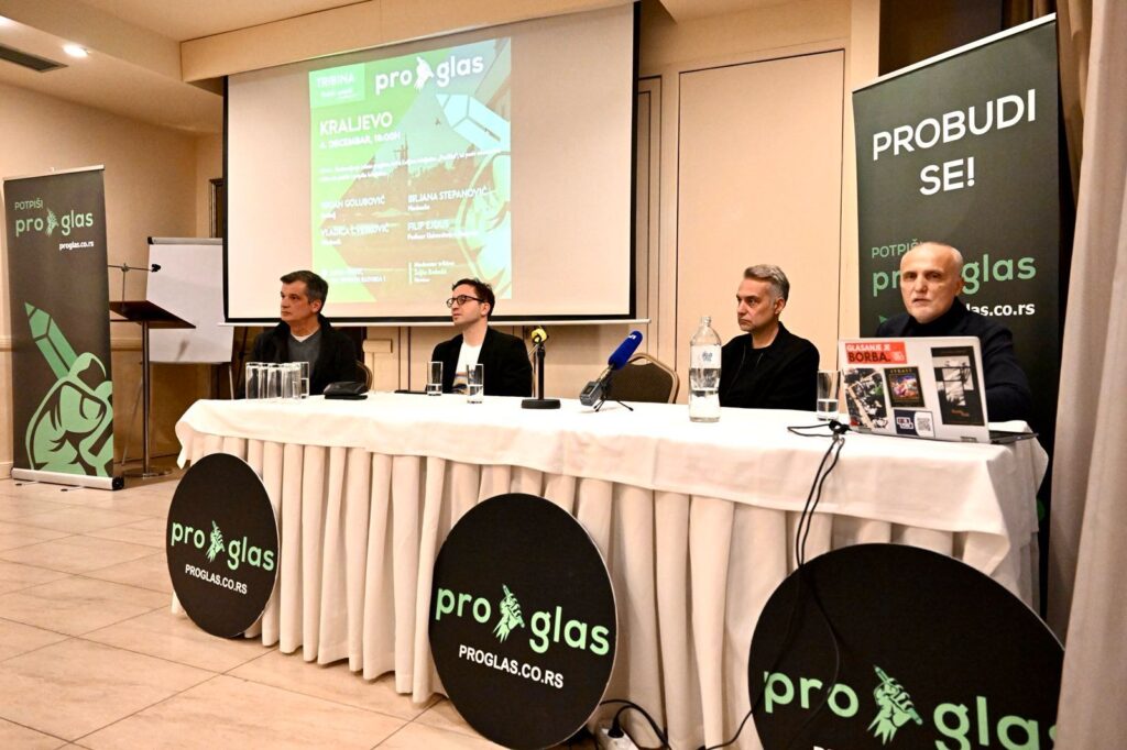 Kraljevo, tribina ProGlas Foto: ProGlas