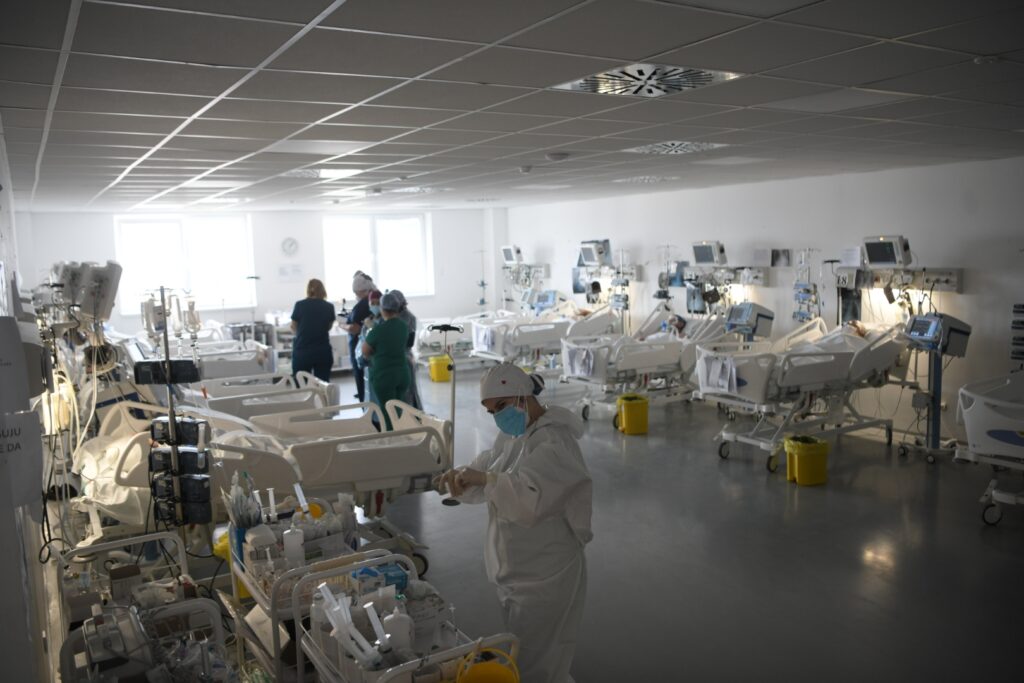 Batajnica kovid bolnica 30.03.2023. 
Foto: Dragan Mujan/Nova.rs