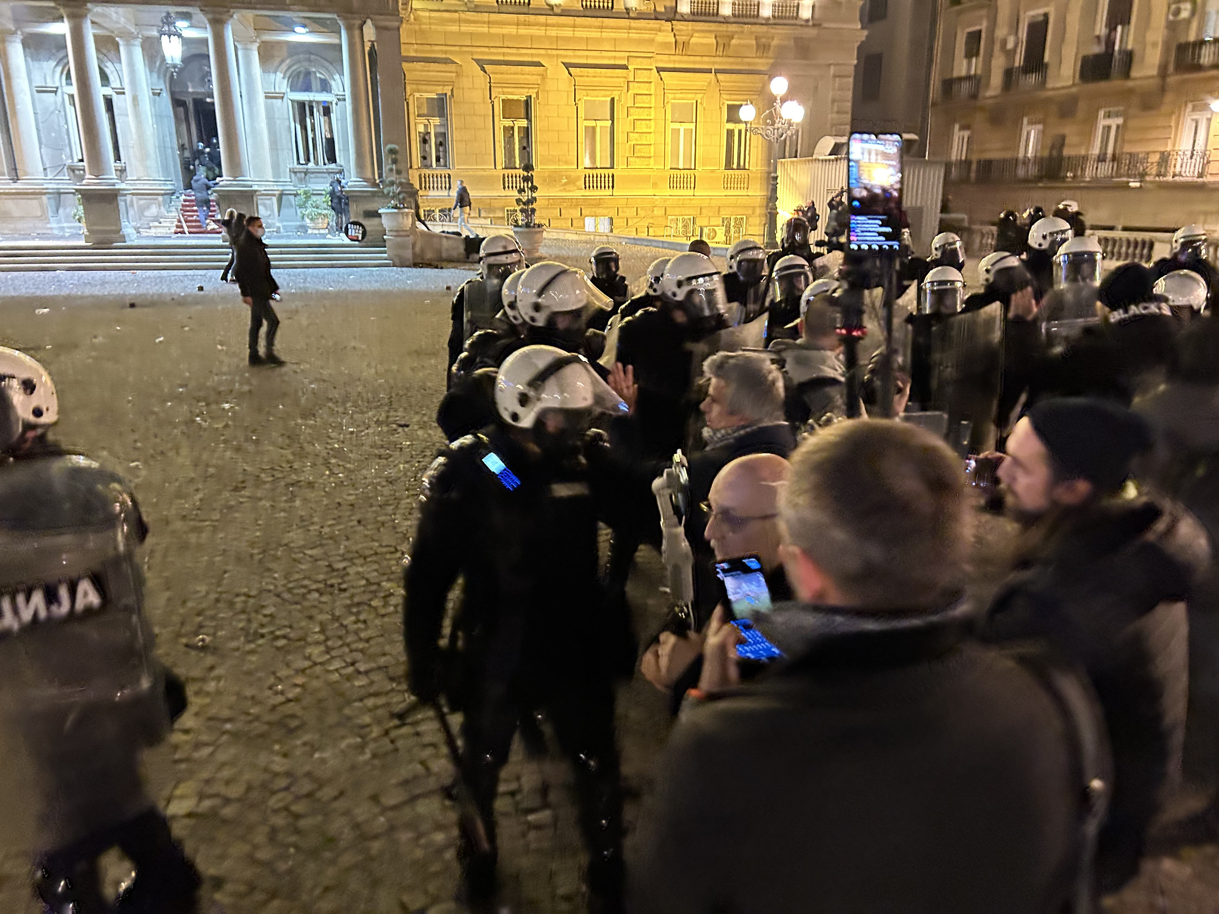 Beograd 24.12.2023. Protest građana  Protest, Skupština grada, žandarmerija, hapšenje, demonstranti, Foto: Vladislav Mitić/Nova.rs