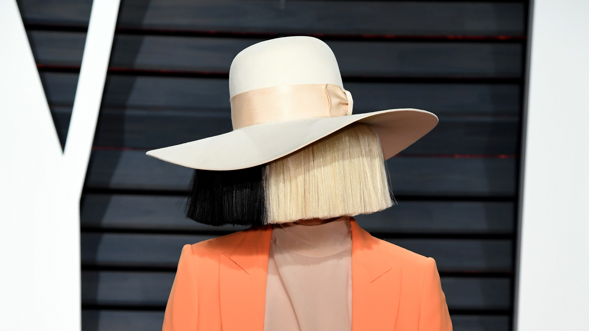 Sia arriving at the Vanity Fair Oscar Party in Beverly Hills, Los Angeles, USA.,Image: 322578629, License: Rights-managed, Restrictions: , Model Release: no, Credit line: PA / PA Images / Profimedia