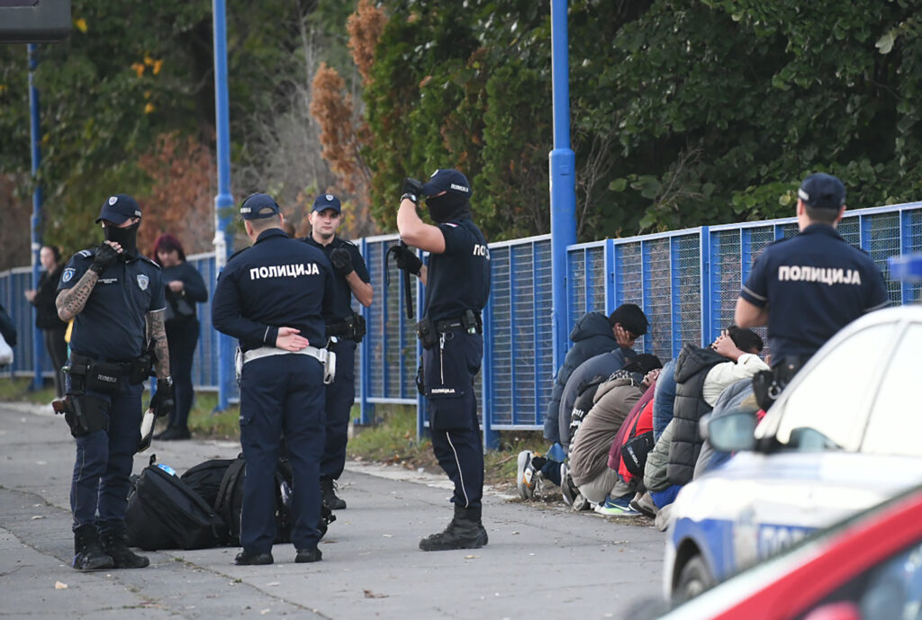 hapsenje migranata kod studentskog grada migranti policija hapsenje