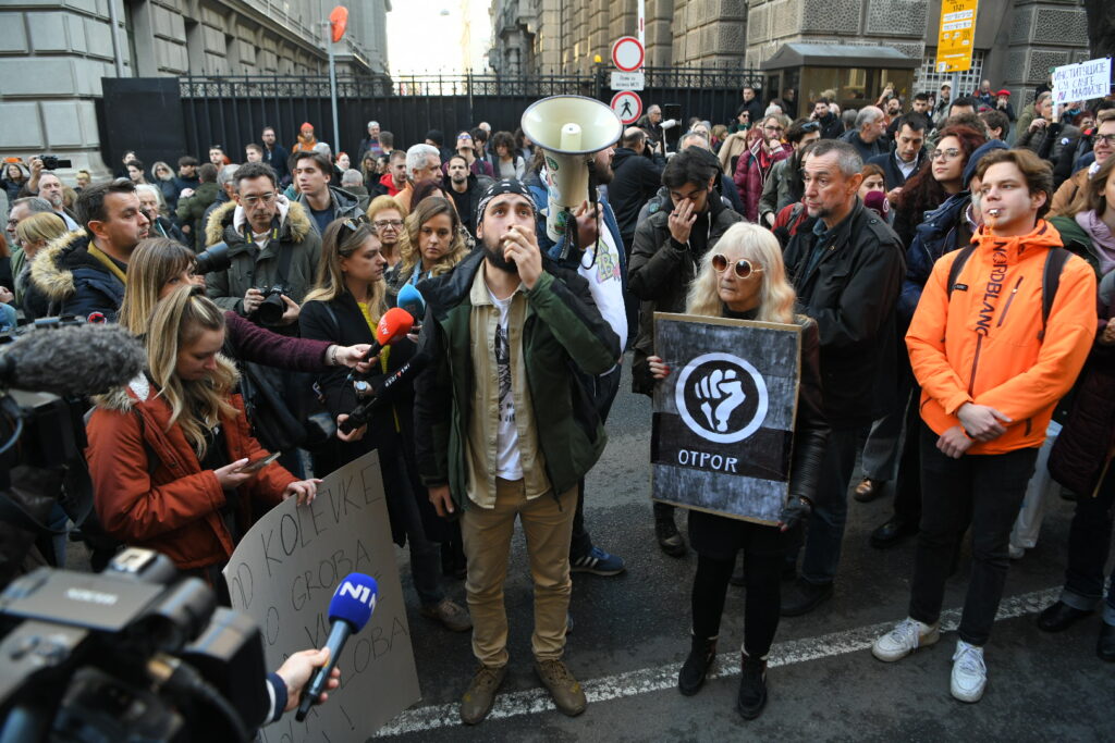 Beograd 25. decembar 2023. Studenti protest ispred ministarstva drzavne uprave i lokalne samouprave Foto:Amir Hamzagić/Nova.rs