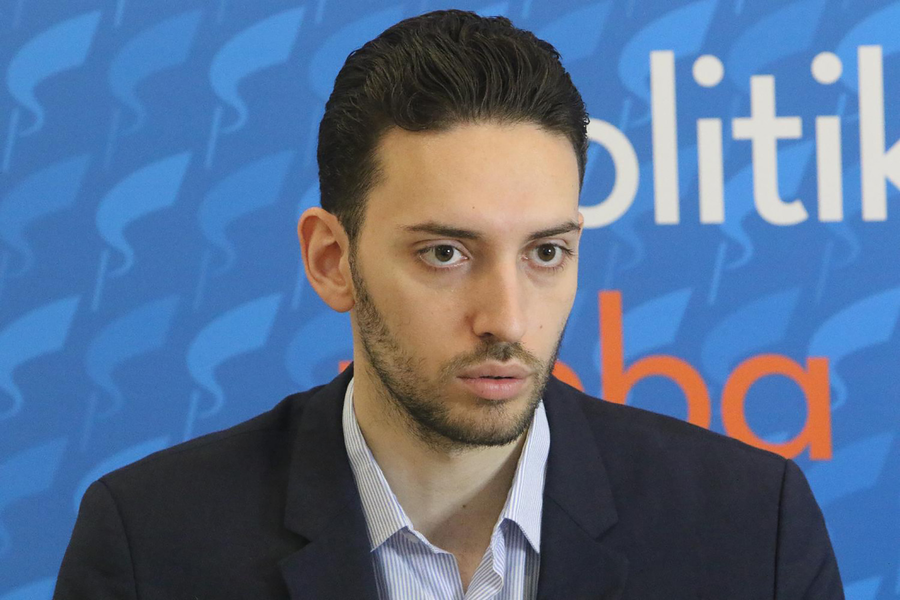 Mesto: BEOGRAD
Datum: Sun Jul 02 10:56:18 CEST 2023
Dogadjaj: EVROSERVIS/KVAKA 23 - izjava narodnog poslanika Pokreta slobodnih građana Pavla Grbovića, u okviru serijala Kvaka 23
Fotoreporter: Aleksandar Mijailović
Ličnosti: Pavle Grbović
Izvor: FoNet