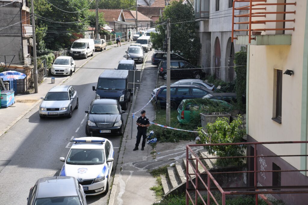 Smederevo, 23.09.2023. Hronika, ubistvo, Muškarac Ž.I. (68) iz Smedereva, a čije je telo pronađeno u objektu kod Zelene pijace u ovom gradu, bio je vlasnik lokala gde je zatečen mrtav. Foto: Filip Krainčanić/Nova.rs