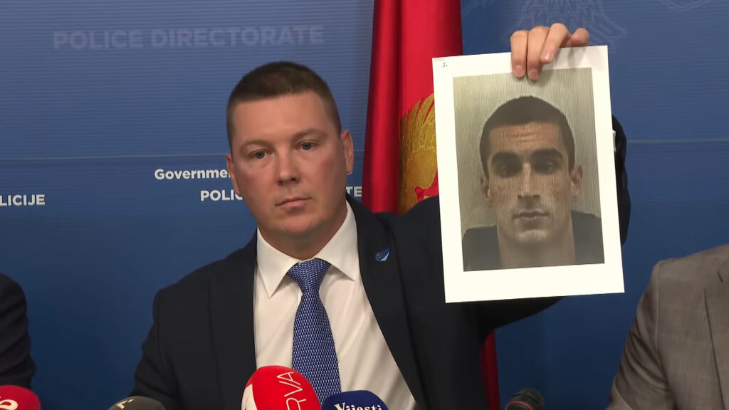 Dejan Jovanović, kopao tunel