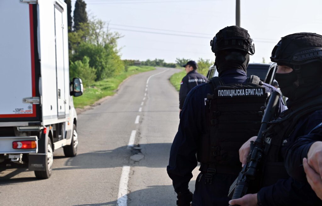 Ubistvo Mladenovac, masovno ubistvo, oruzje Hapsenje Ubistva Malo Orasje i Dubona Policija