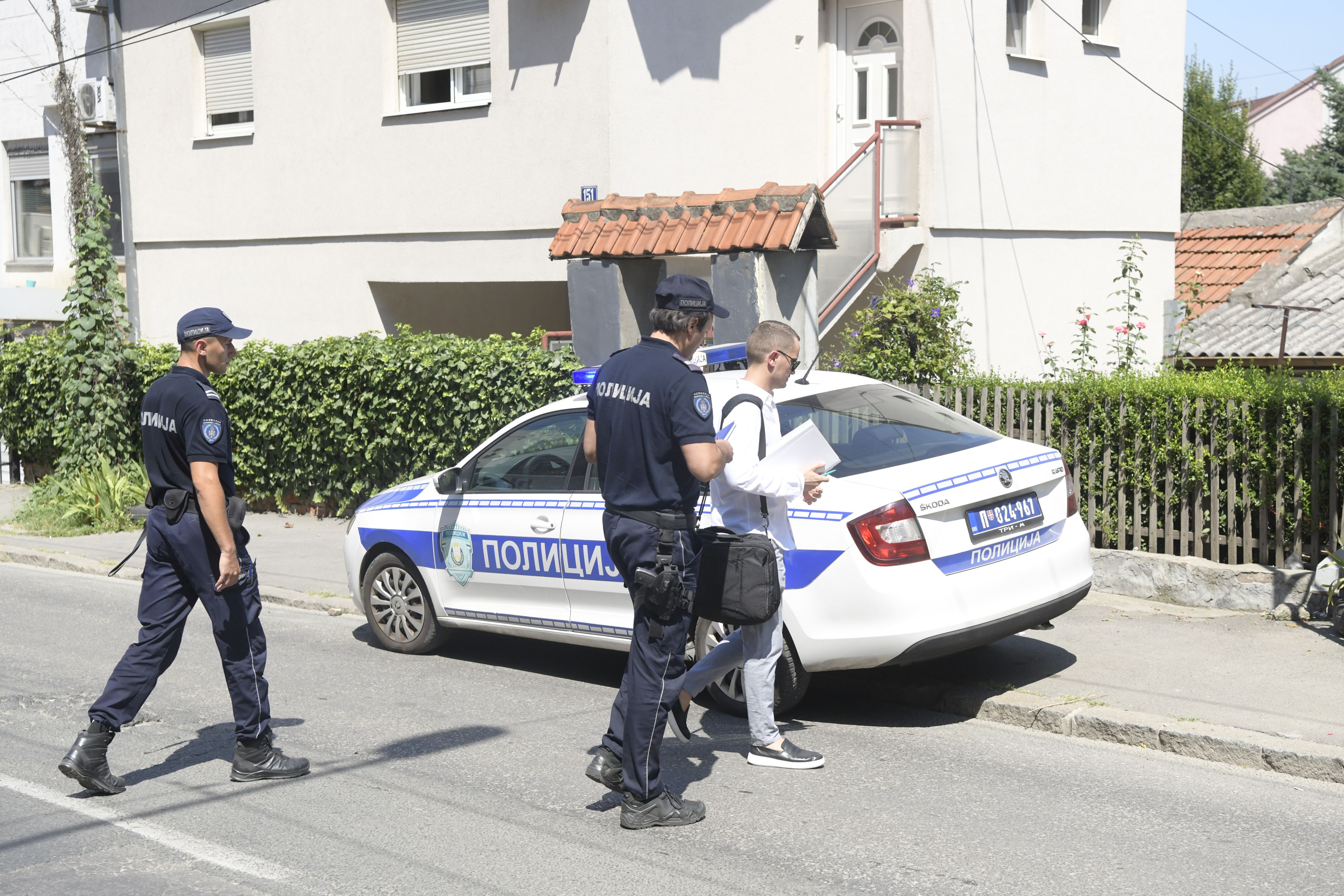 Beograd 04. avgust 2023. Iseljene porodice Pavlović u ulici Gospodara Vučića 148 policija Foto:Goran Srdanov/Nova.rs