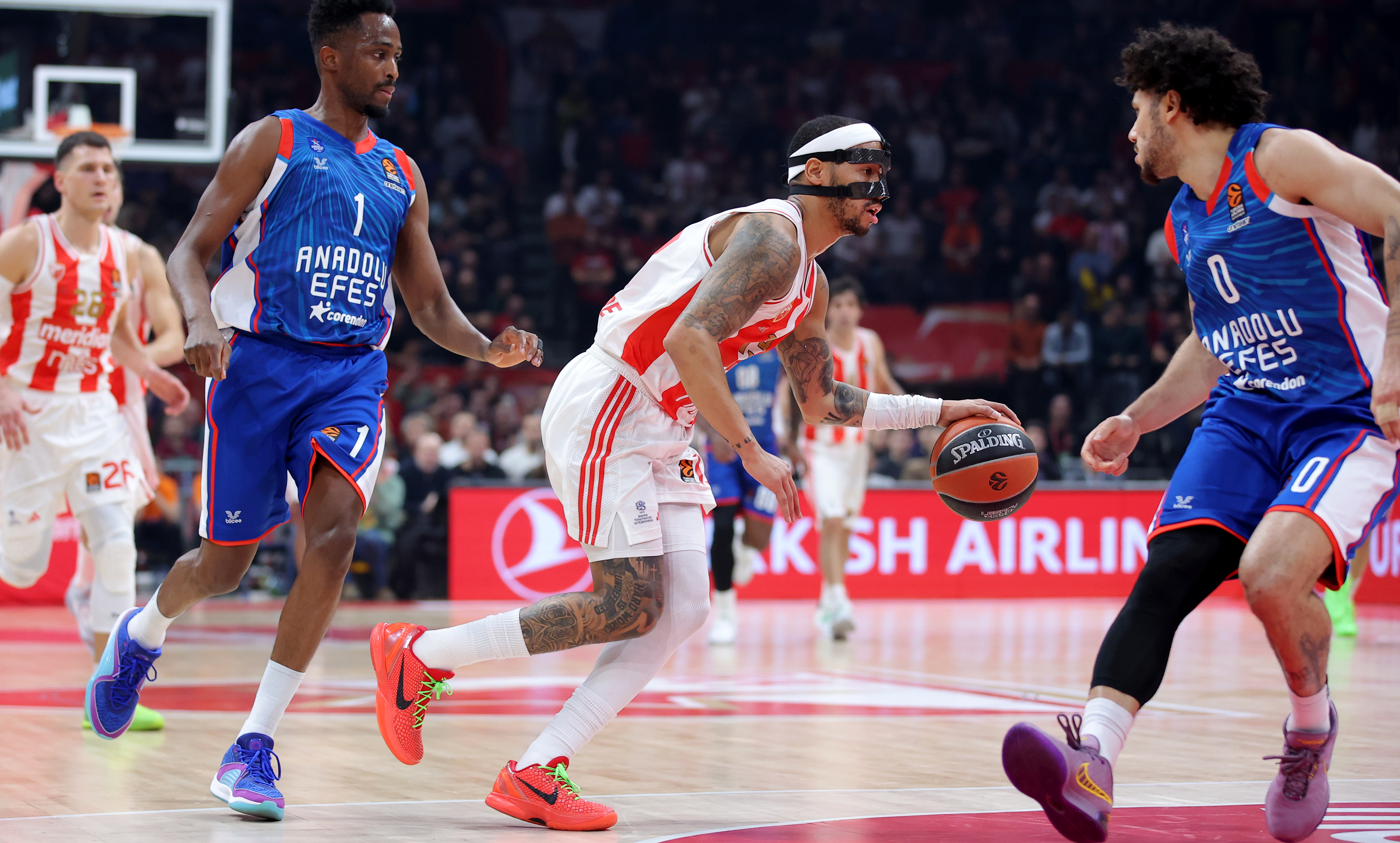 Shabazz Napier   Crvena Zvezda v EFES Euroleague basketball match in Belgrade, Serbia on Dec. 1, 2023. 
photo: Pedja Milosavljevic/STARSPORT