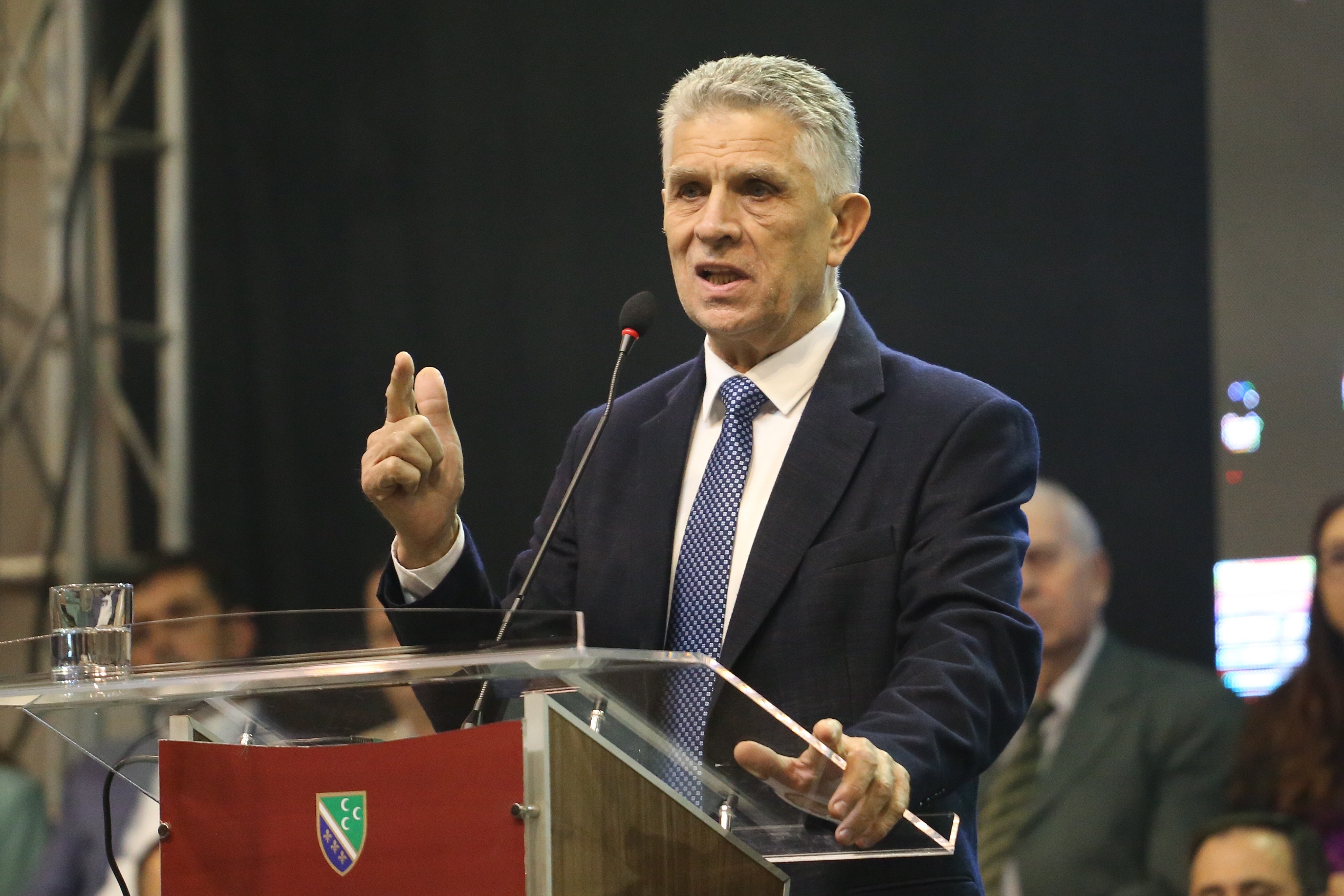 Novi Pazar 10.11.2022. SDA, Stranke Demokratske Akcije Sandžaka, održala završnu konvecniju, poručili da Bošnjačko veće ne sme da padne u ruke Vučića Foto: Irfan Ličina/Nova.rs