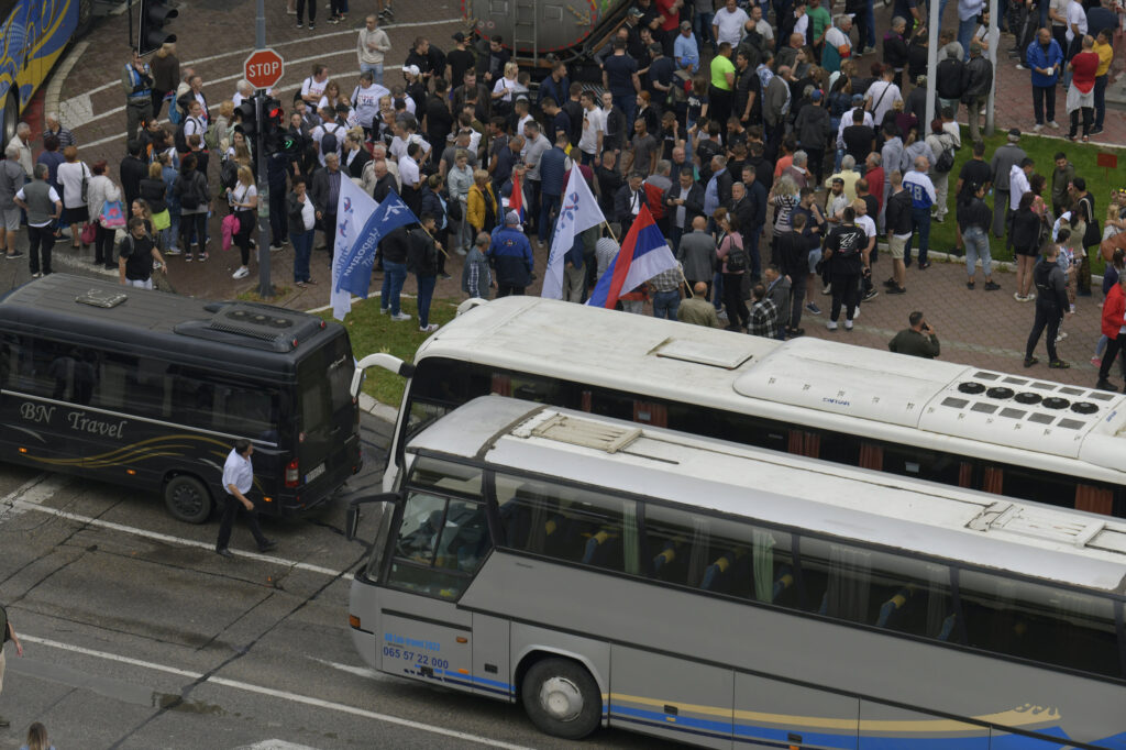 kontramiting sns autobusi palata pravde
