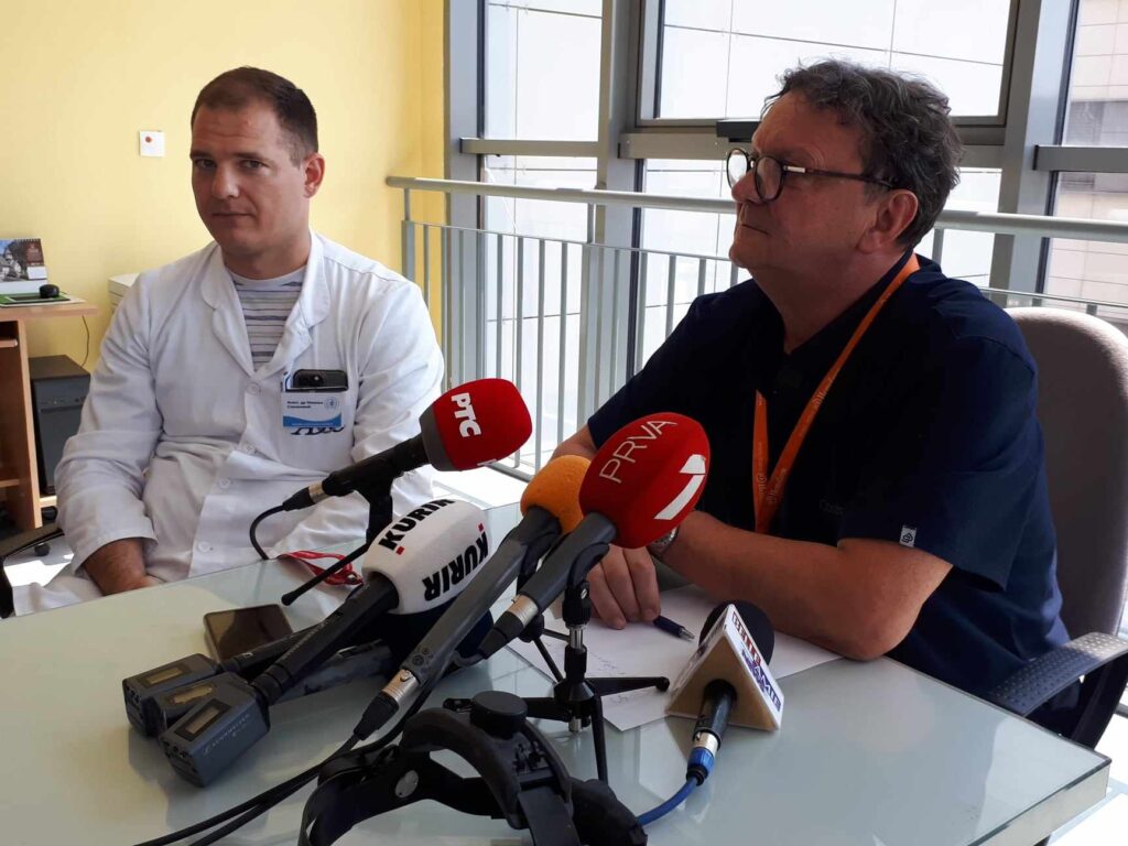 fotografije za pacijenta sa isecenom sakom