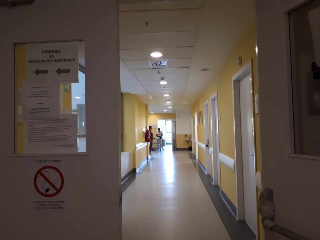 fotografije za pacijenta sa isecenom sakom