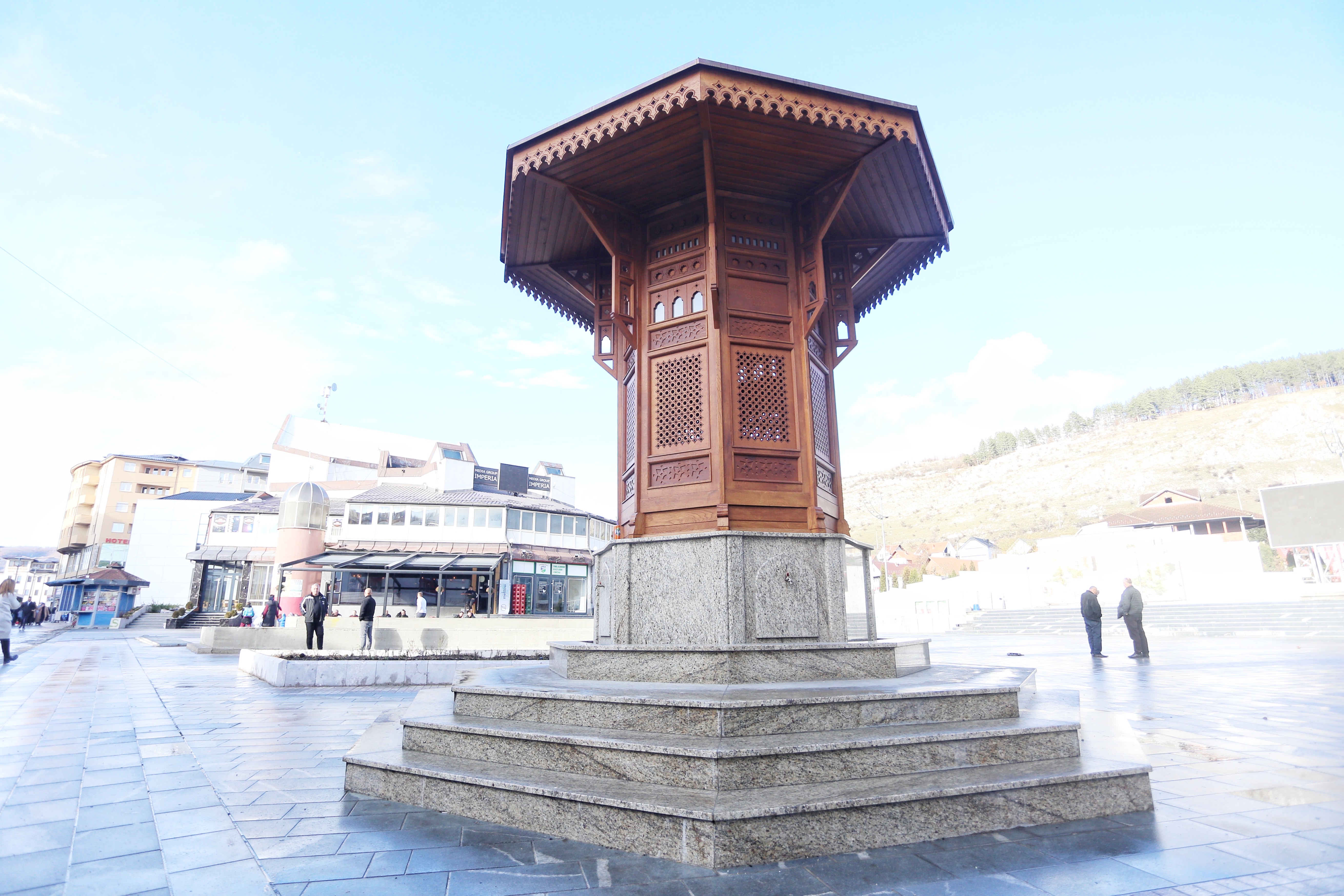 Tutin 23.12.2022. Tutin, grad, pokrivalica, ilustracija Foto: Irfan Ličina/Nova.rs