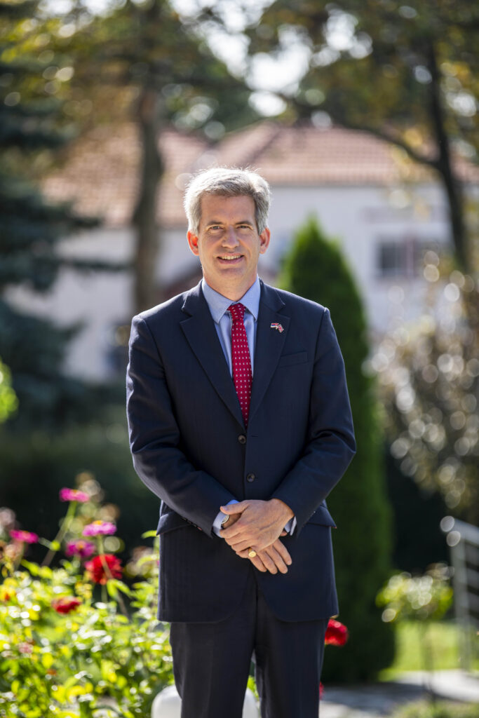 beograd 22.09.2023 Edvars Ferguson britanski engleski ambasador u beogradu