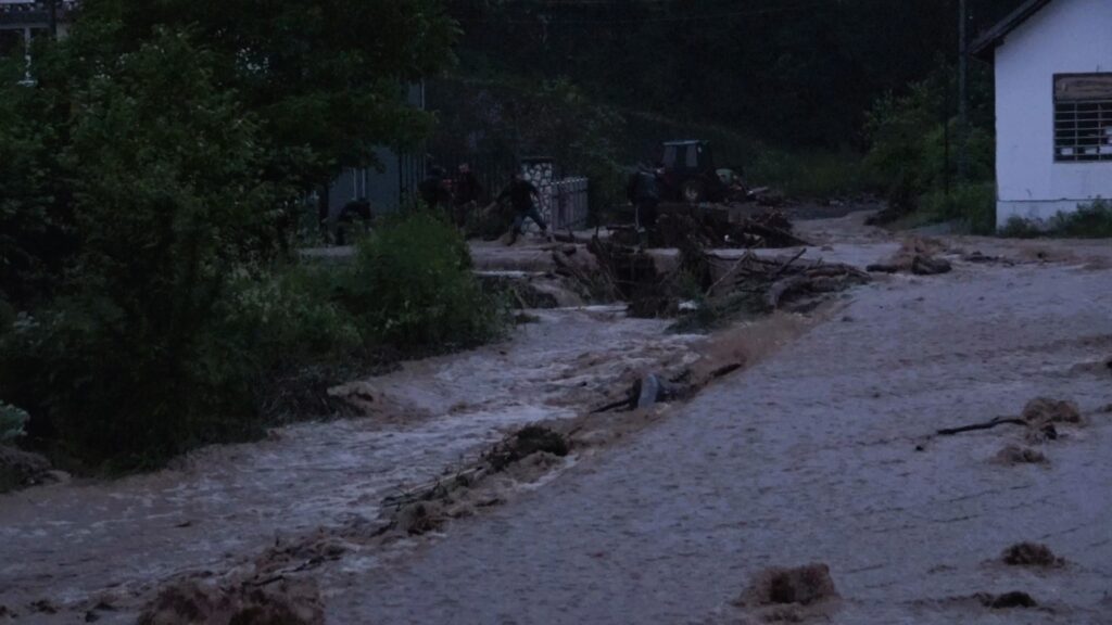 Aleksandrovac pod vodom