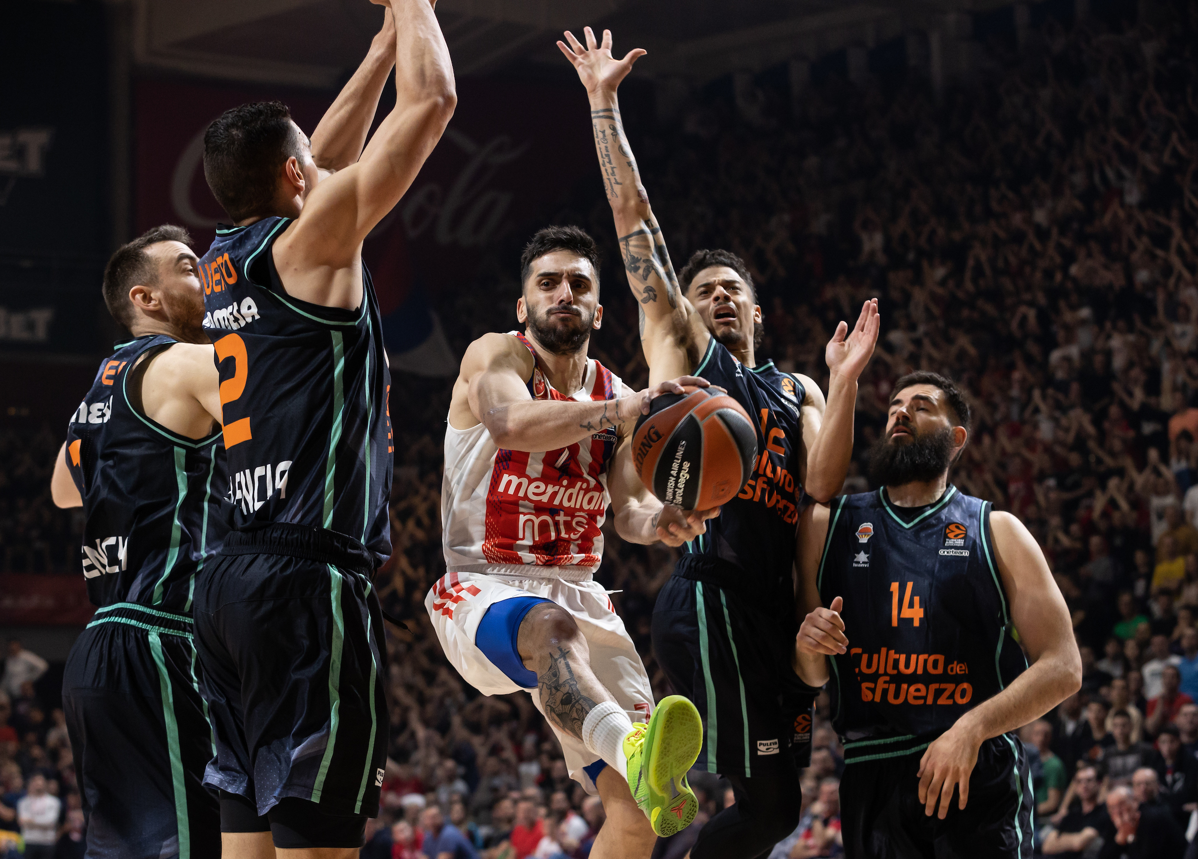 Crvena Zvezda mts Belgrade v Valencia Basket Istanbul - 2022/2023 Turkish Airlines EuroLeague