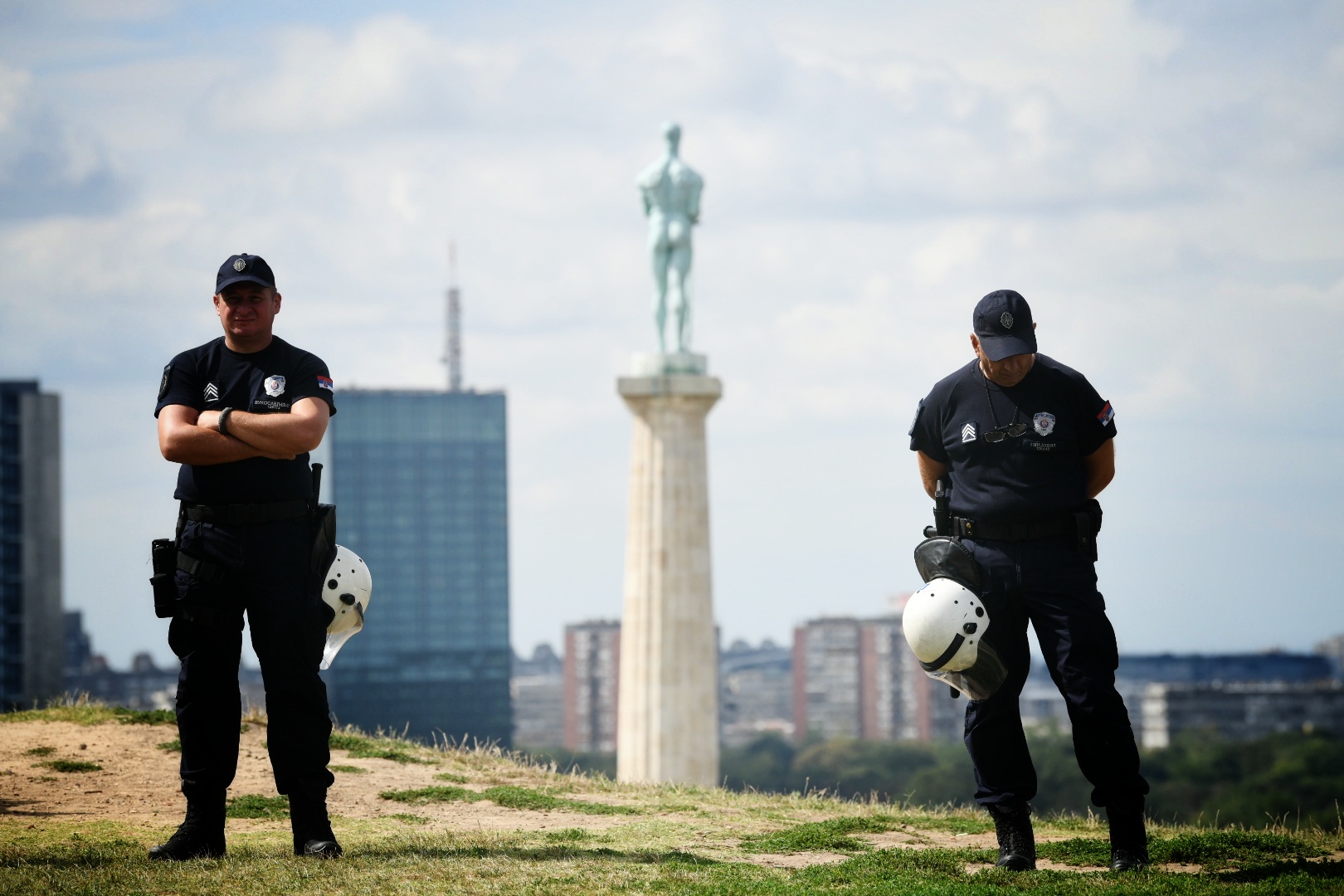 04.09.2023. Otvaranje gej prajda, otvaranje prajd week-a, prajd nedelja, policija, pobednik spomenik Foto: Vesna Lalić/Nova.rs