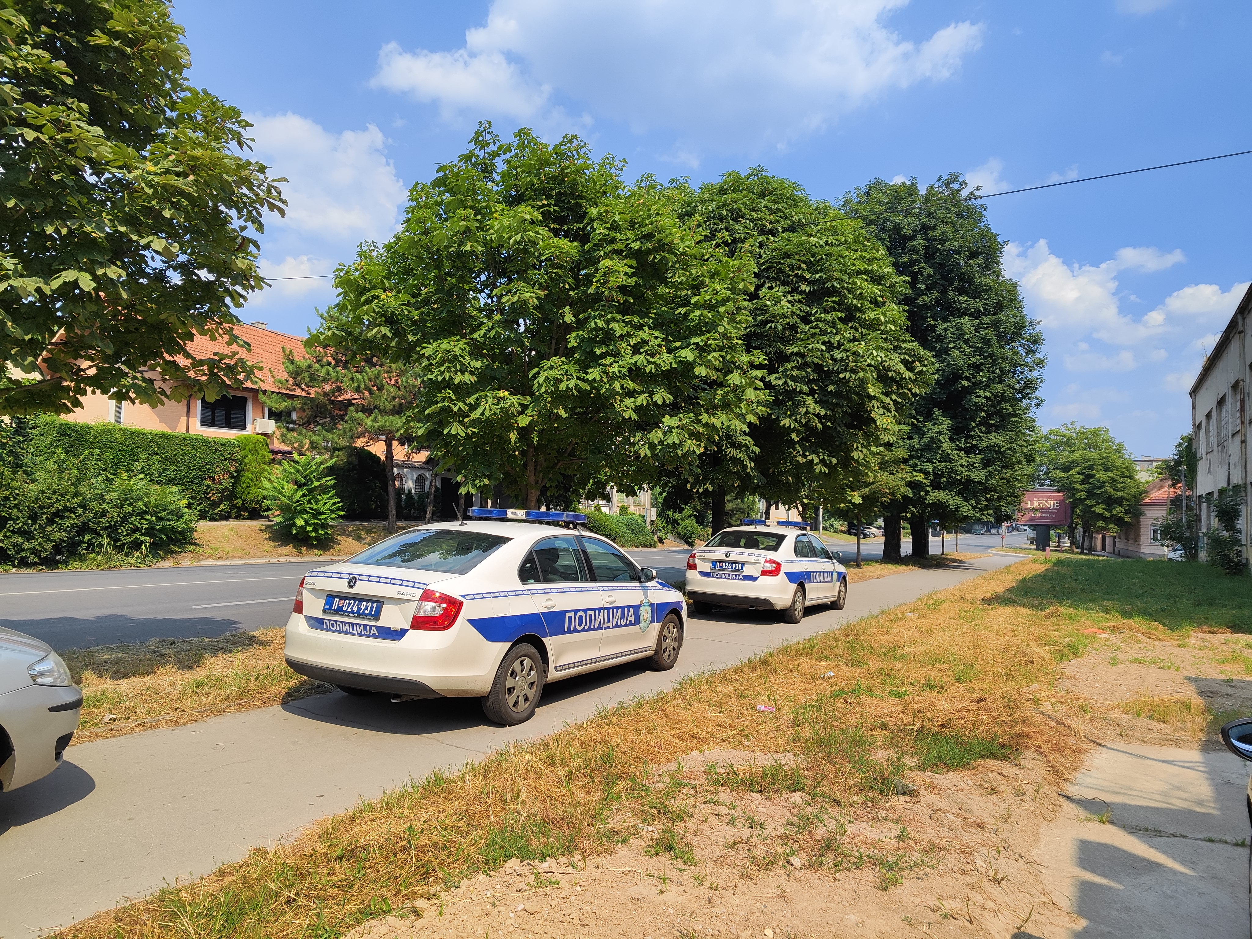 Zemun 16.07.2023 , ubio suprugu pa sebe