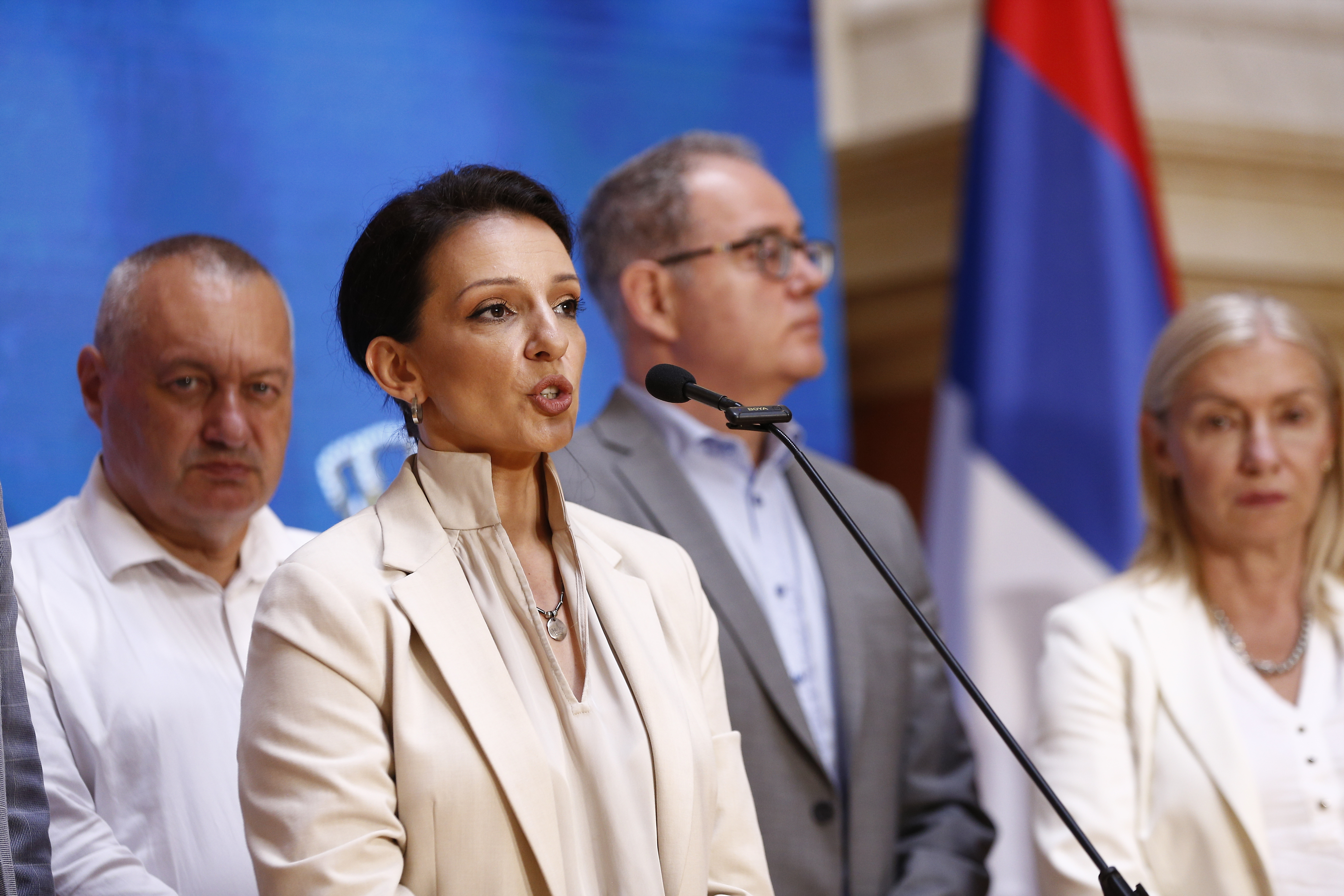 In the House of the National Assembly, a media conference of the opposition parliamentary parties, which are the technical organizers of the "Serbia against violence" protest, was held.