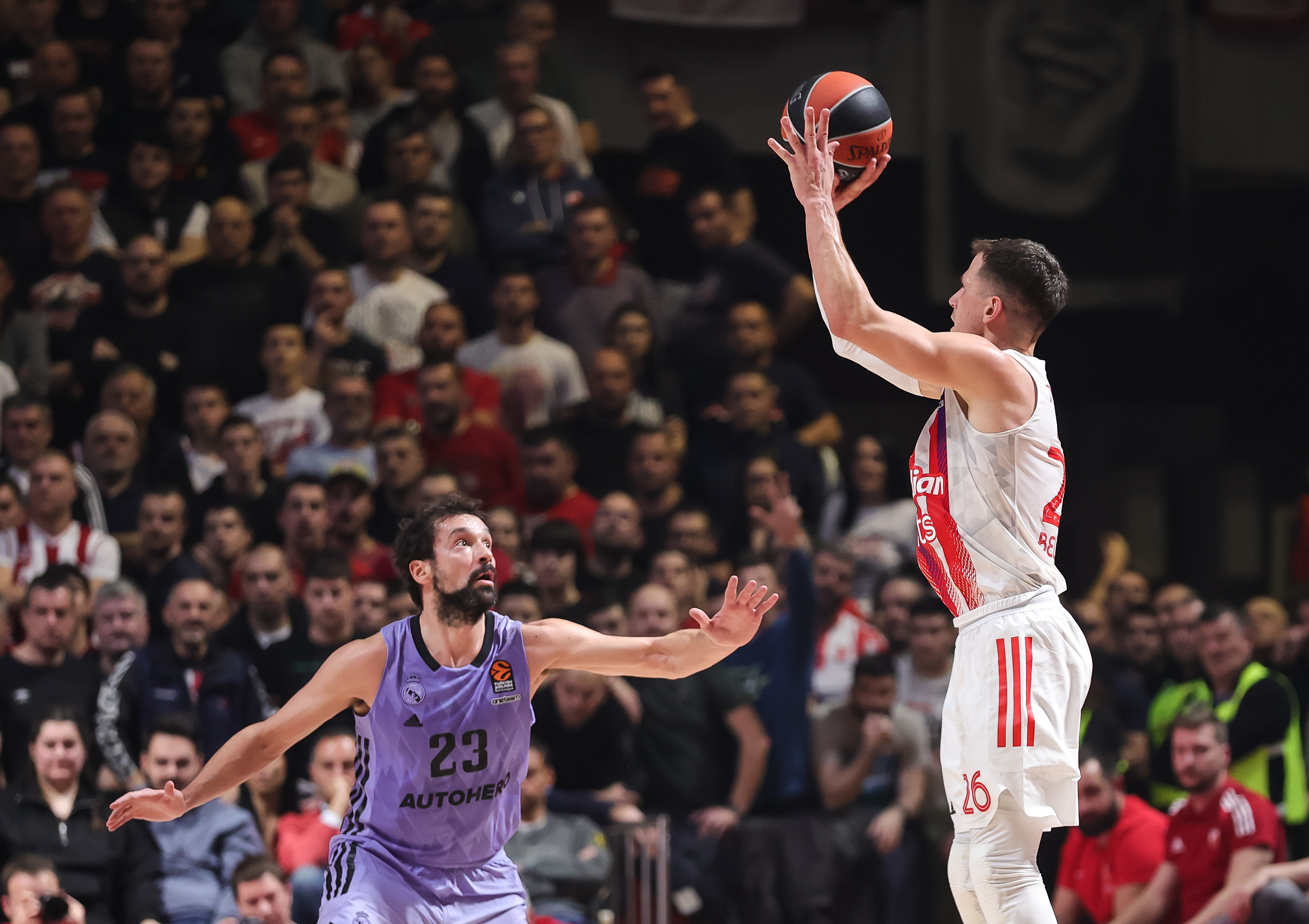 during the 2022/2023 Turkish Airlines EuroLeague Regular Season match between Crvena Zvezda mts Belgrade and Real Madrid at Aleksandar Nikolic Hall on January 10, 2022 in Belgrade, Serbia. (Photo by Srdjan Stevanovic/Starsport.rs ©)