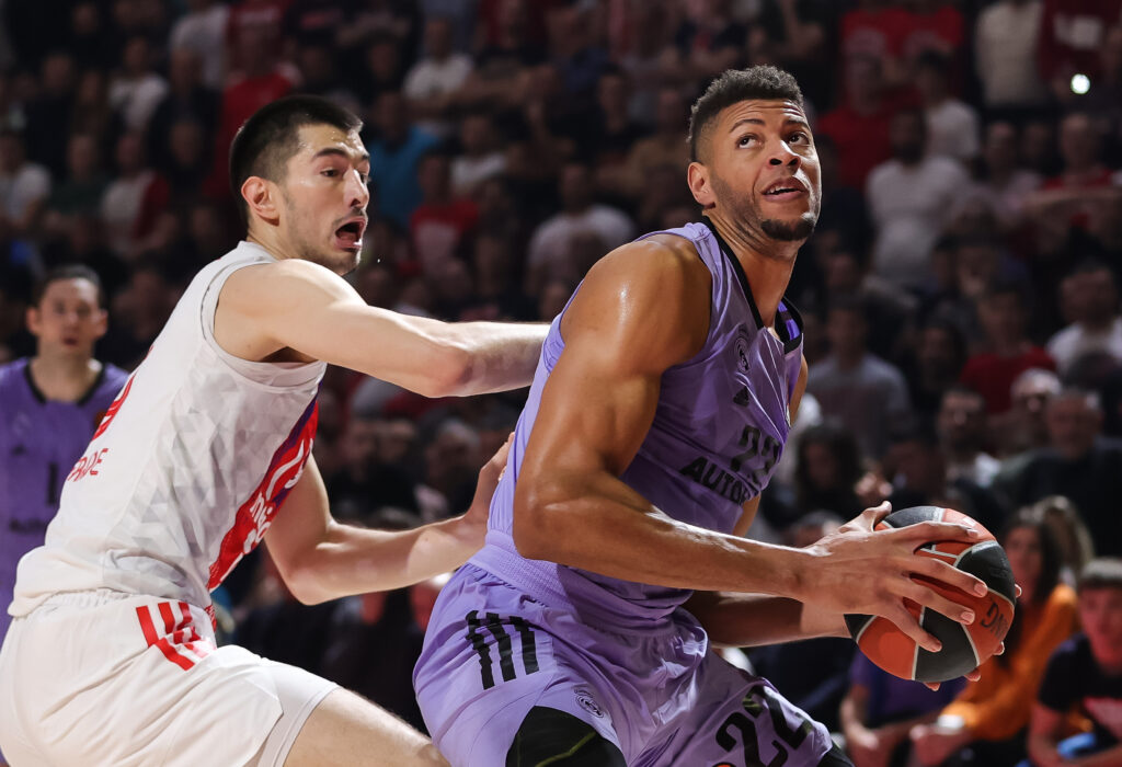 during the 2022/2023 Turkish Airlines EuroLeague Regular Season match between Crvena Zvezda mts Belgrade and Real Madrid at Aleksandar Nikolic Hall on January 10, 2022 in Belgrade, Serbia. (Photo by Srdjan Stevanovic/Starsport.rs ©)