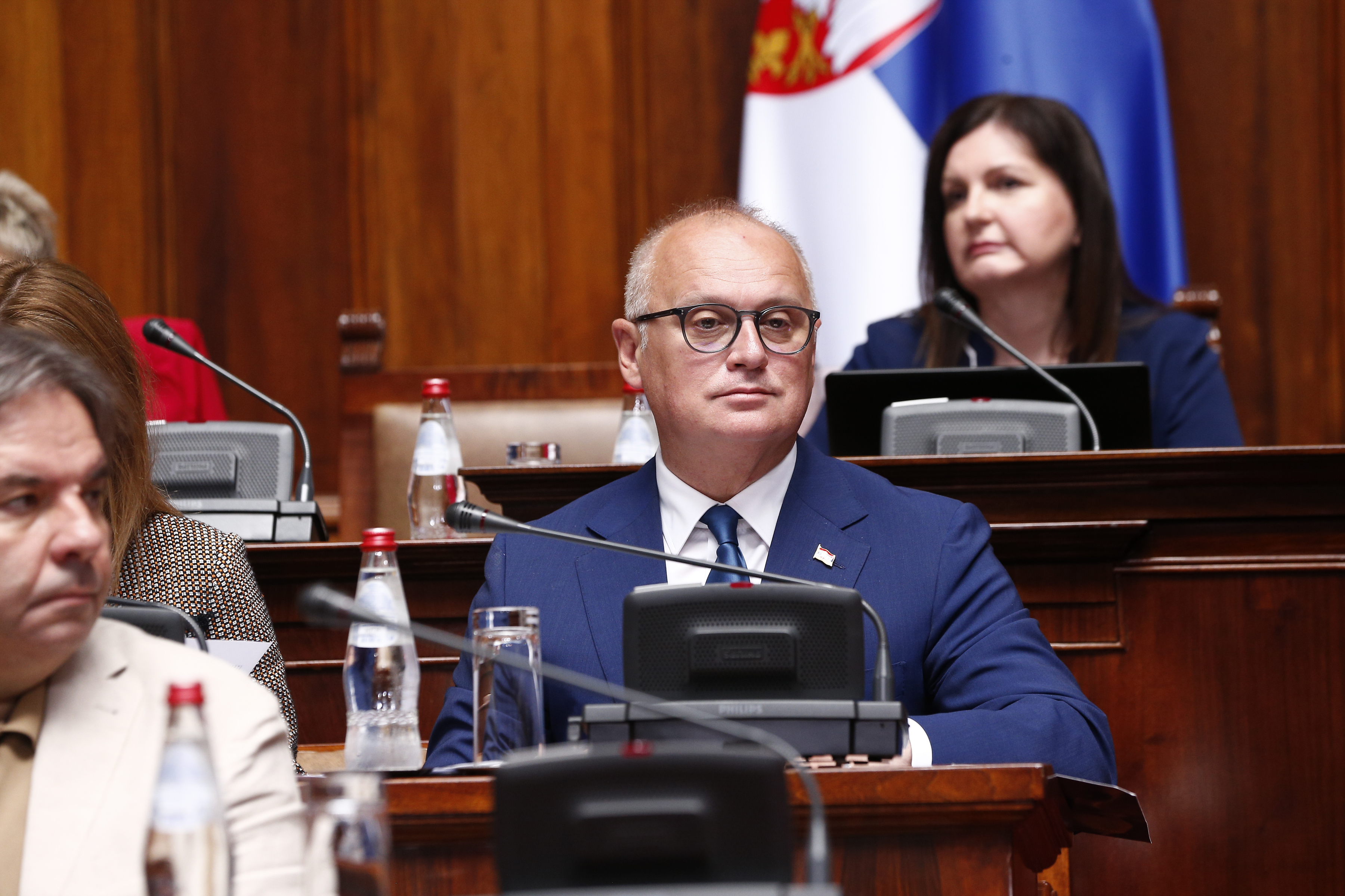 In the House of the National Assembly, a plenary session is being held on the election of the new Minister of Education, for which Slavica Djukic Dejanovic has been proposed, on financial support for families with children and on amendments and additions 