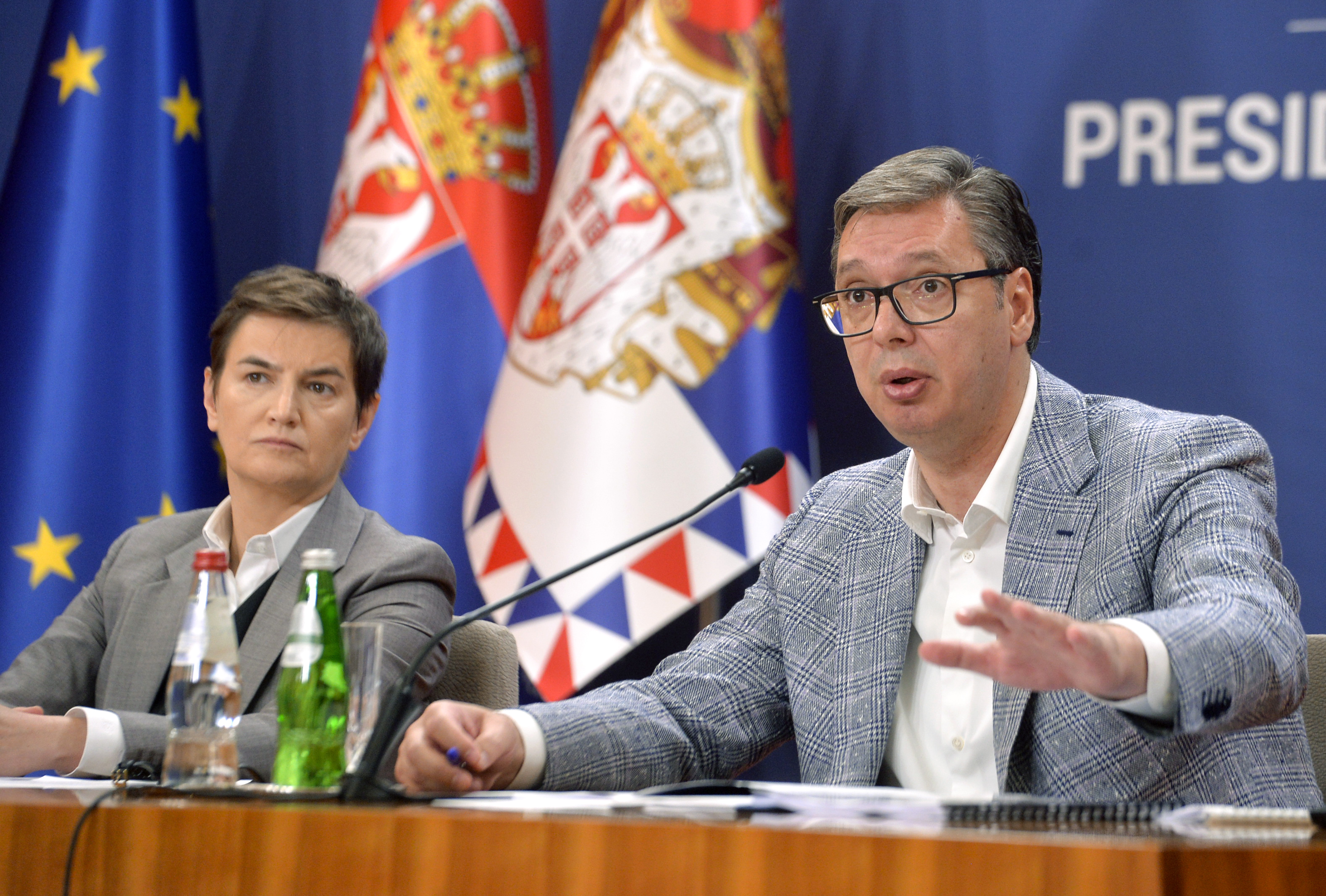 ANA BRNABIÆ I ALEKSANDAR VUÈIÆ