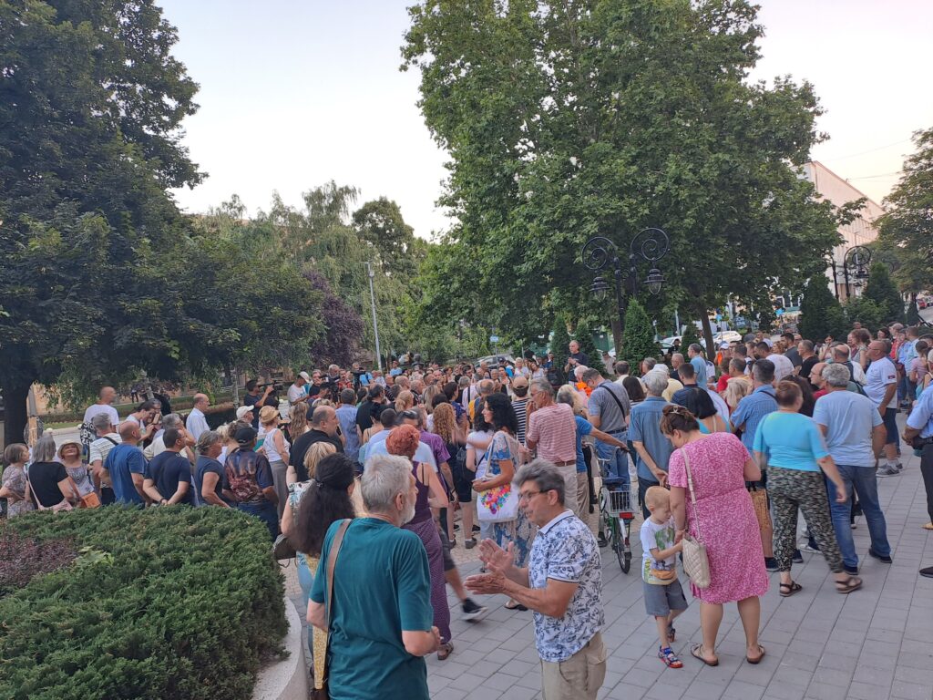 Kruševcom odzvanjalo "Gašiću odlazi"