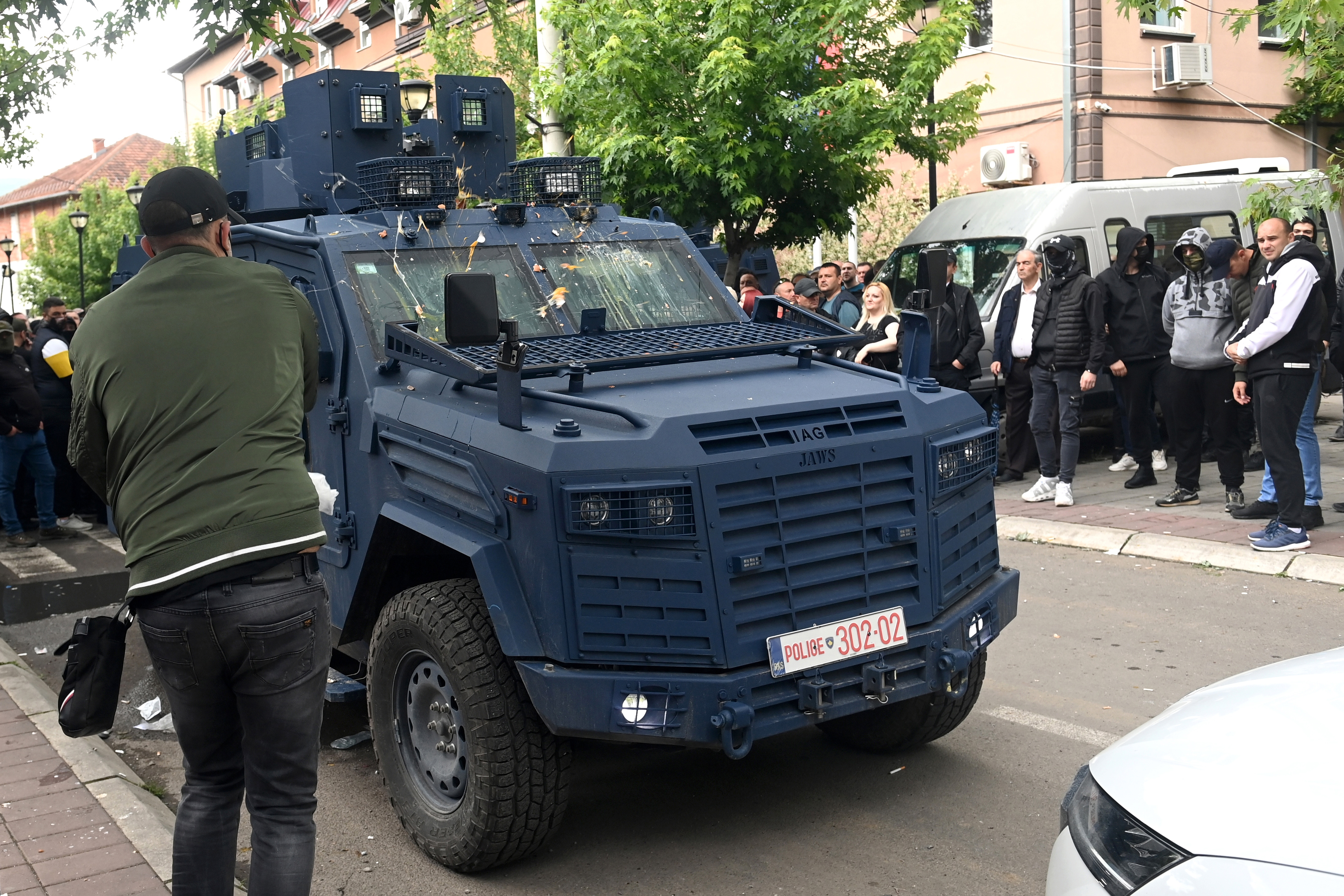 High tensions after newly elected mayors took office in northern Kosovo