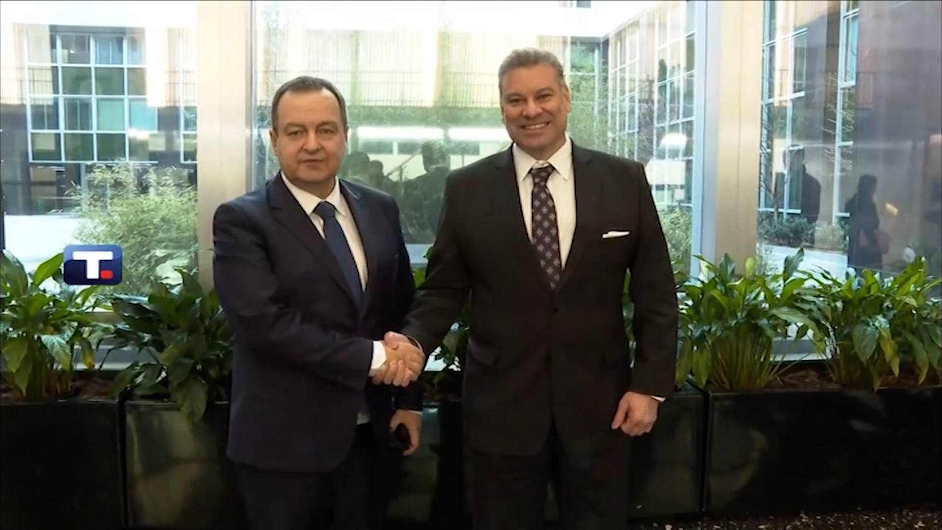 Da li se Srbija okreće ka Americi