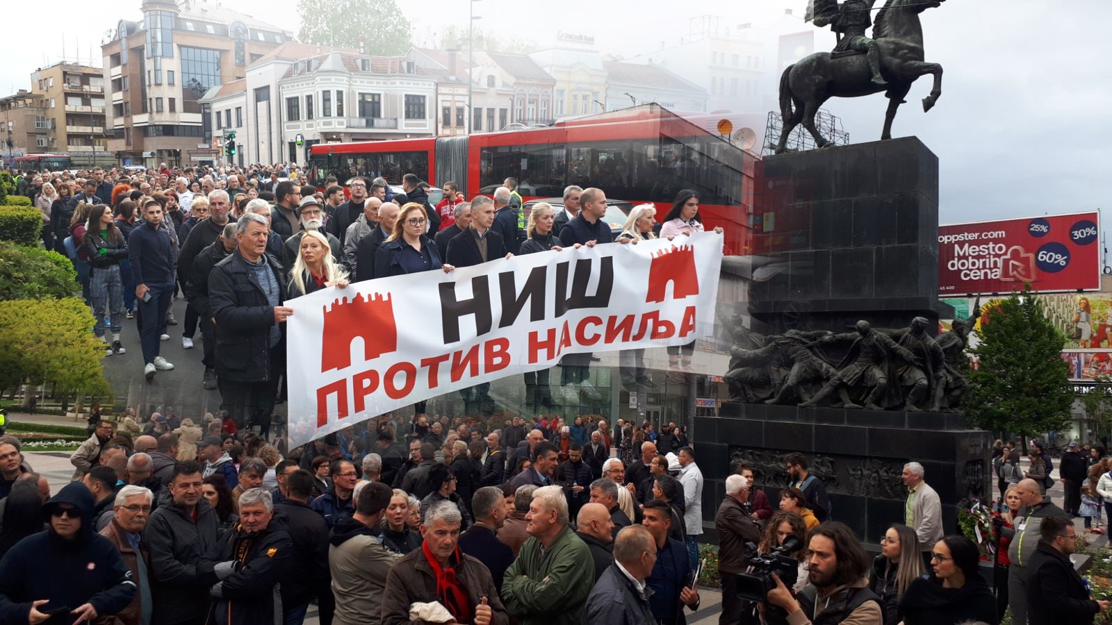 Niš 10.05.2023. Protest u Nišu, Niš protiv nasilja, kombo Foto: Miljana Isailović/Nova.rs