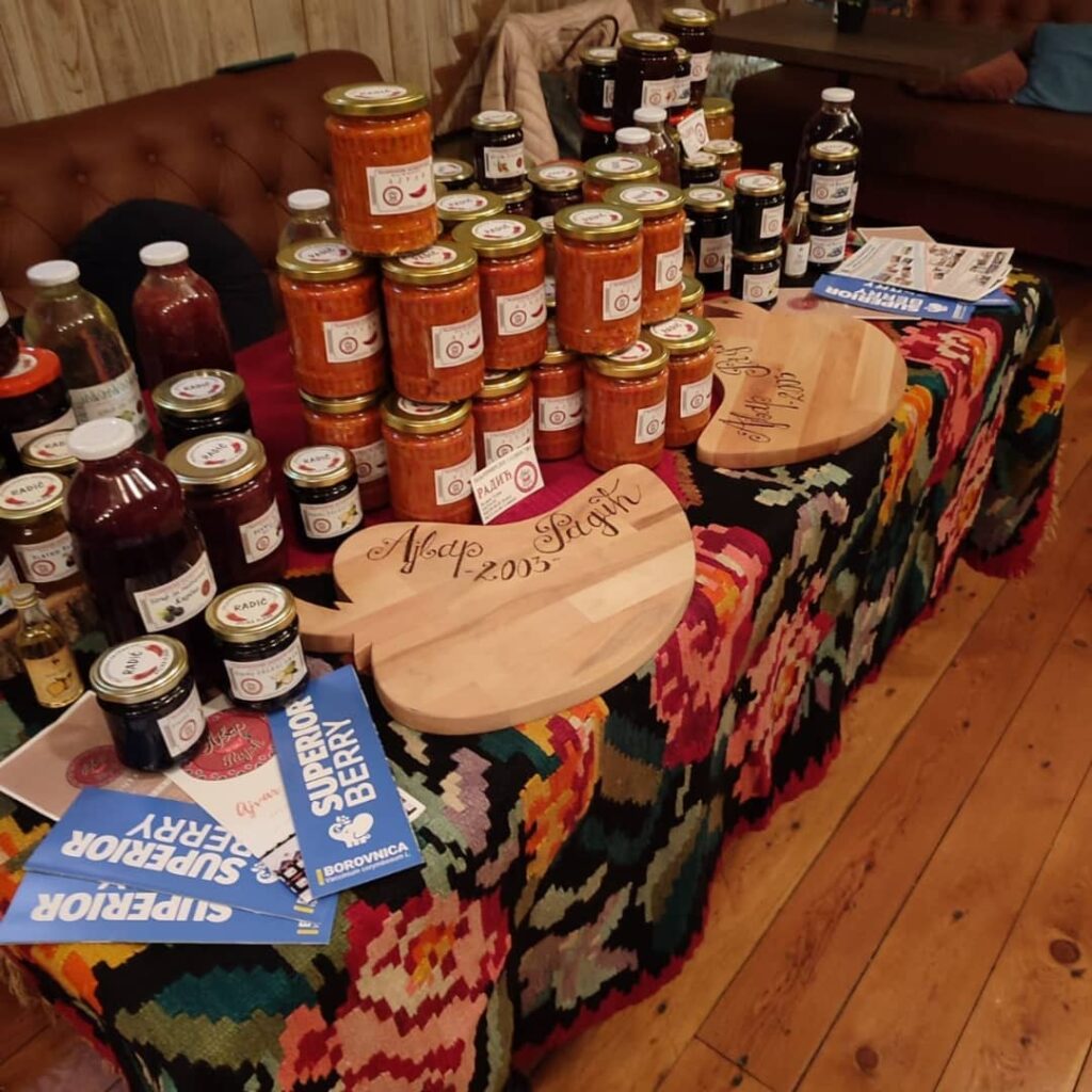 Gazdinstvo Radić koje proizvodi ajvar.