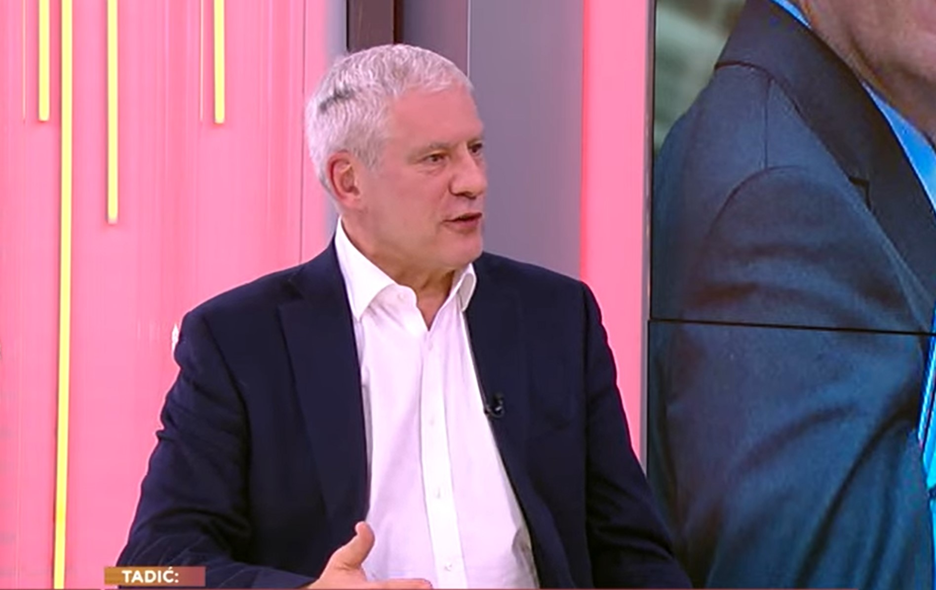 ANALITIČAR:
Boris Tadić o novoj Vučićevoj ostavci i "ili-ili" situaciji za Kosovo